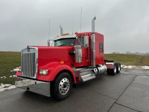 2022 KENWORTH W900L PV466411-01