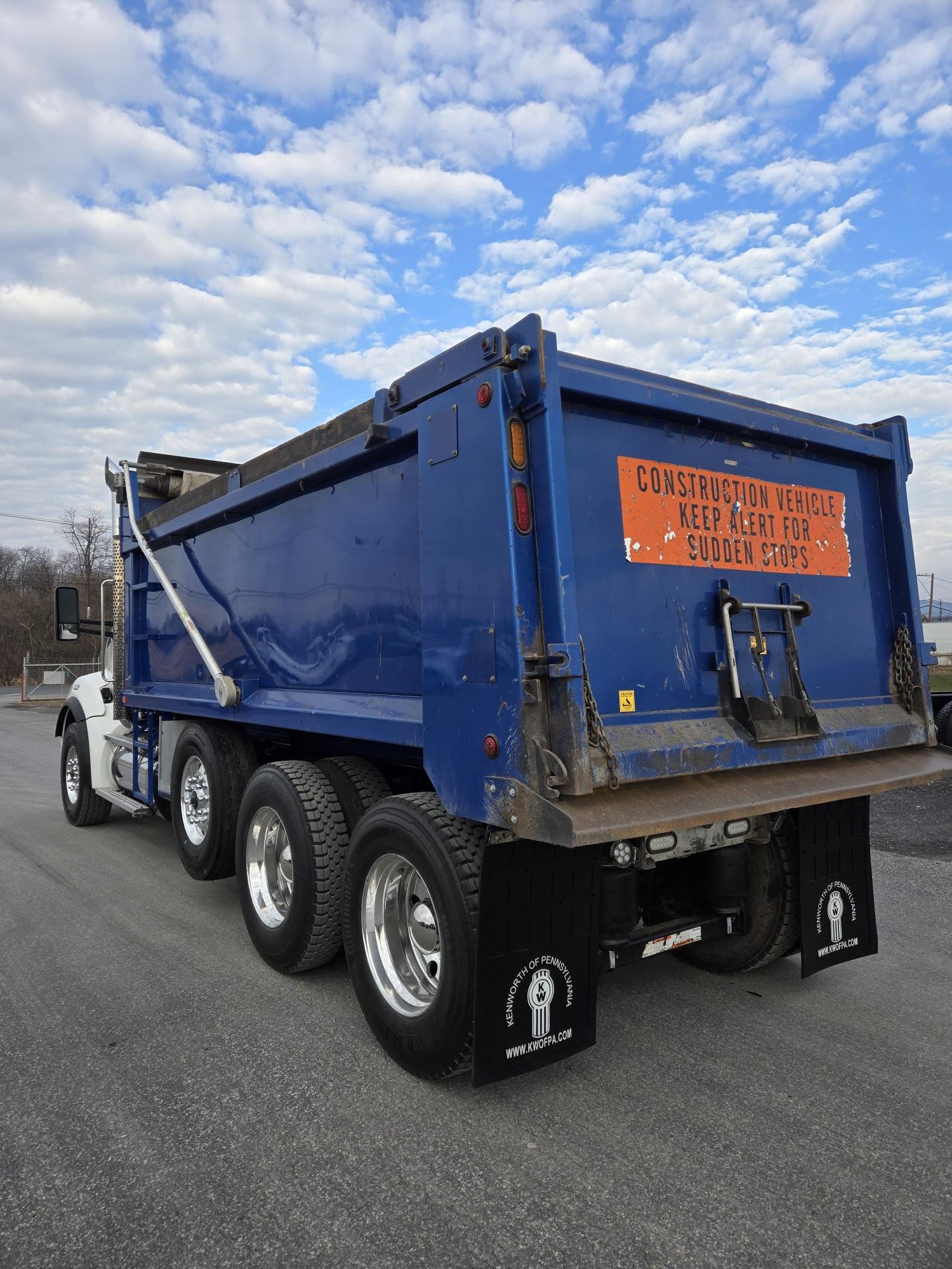 2023 KENWORTH T880 - image 3 of 6