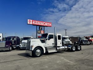 2027 KENWORTH W990 KN236566-01