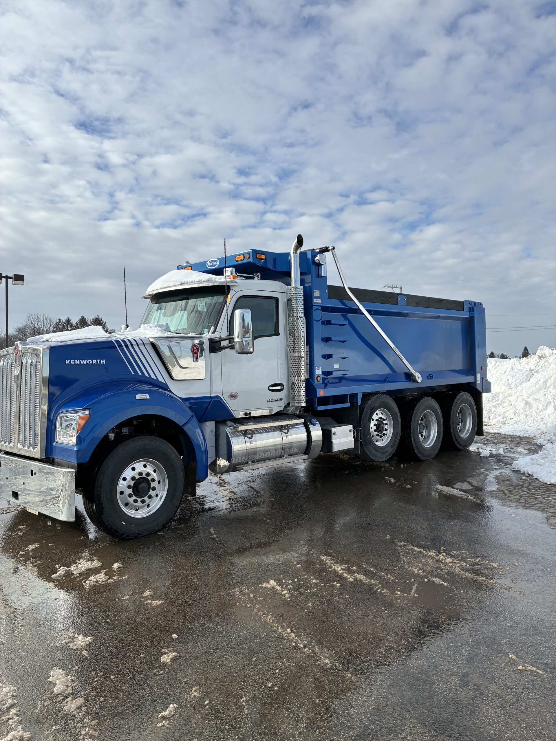 2026 KENWORTH W990 - image 1 of 4