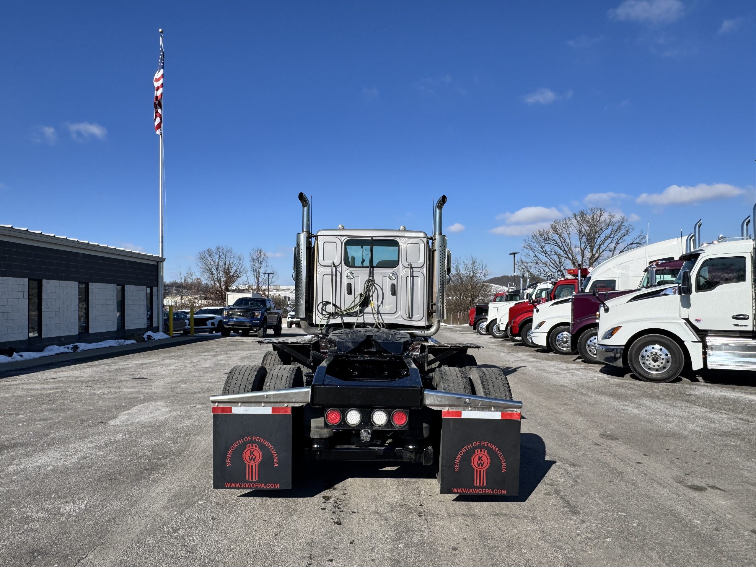 2021 WESTERN STAR 4900FA - image 6 of 6