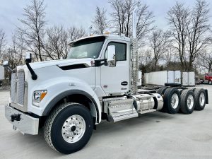 2027 KENWORTH T880 KD236569-01