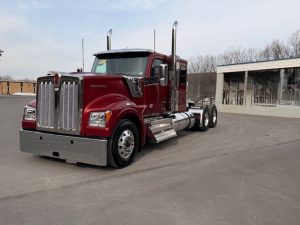 2027 KENWORTH W990 KS236568-01