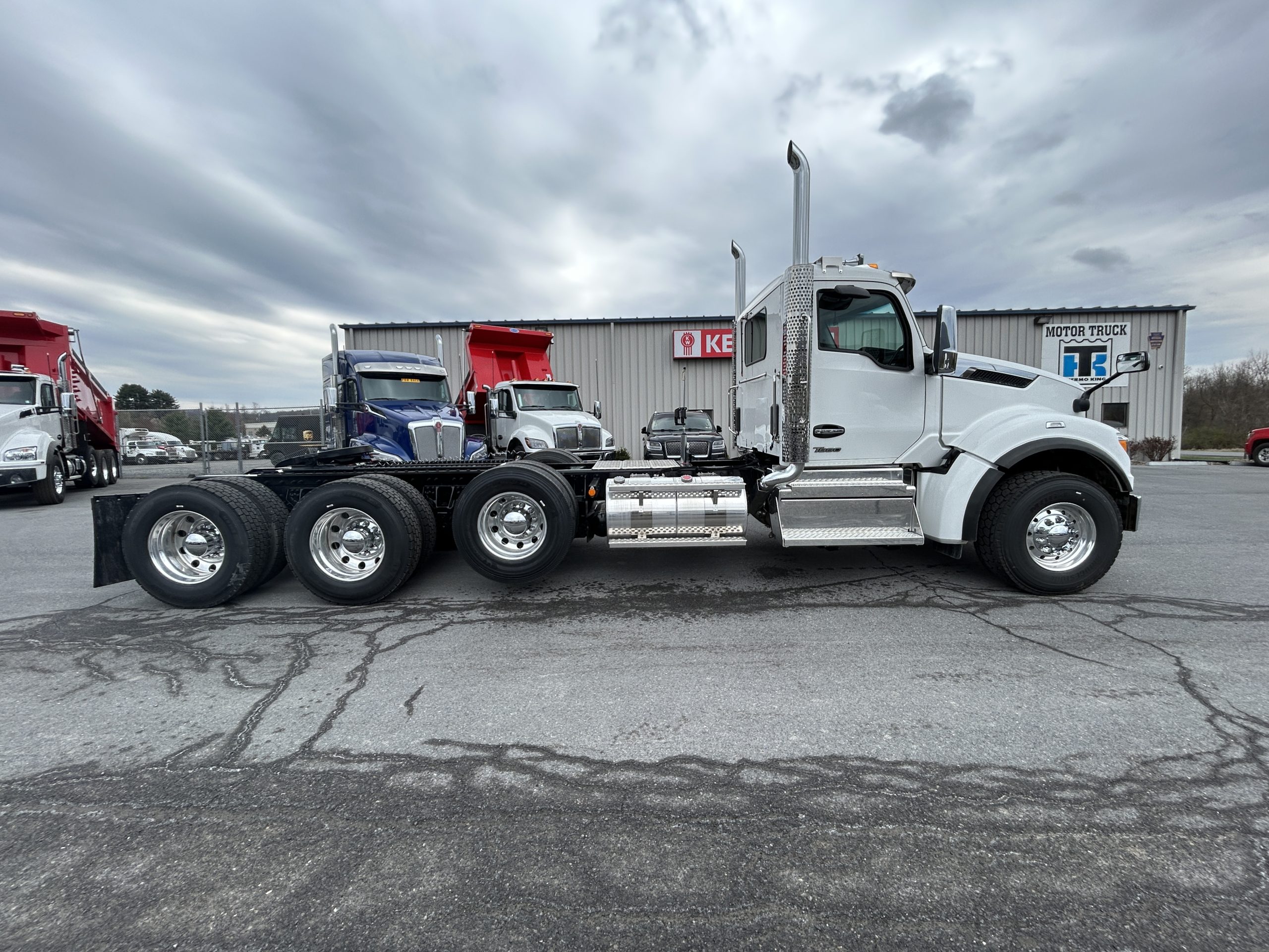 2027 KENWORTH T880 KD236570-07 2027 KENWORTH T880 KD236570-07