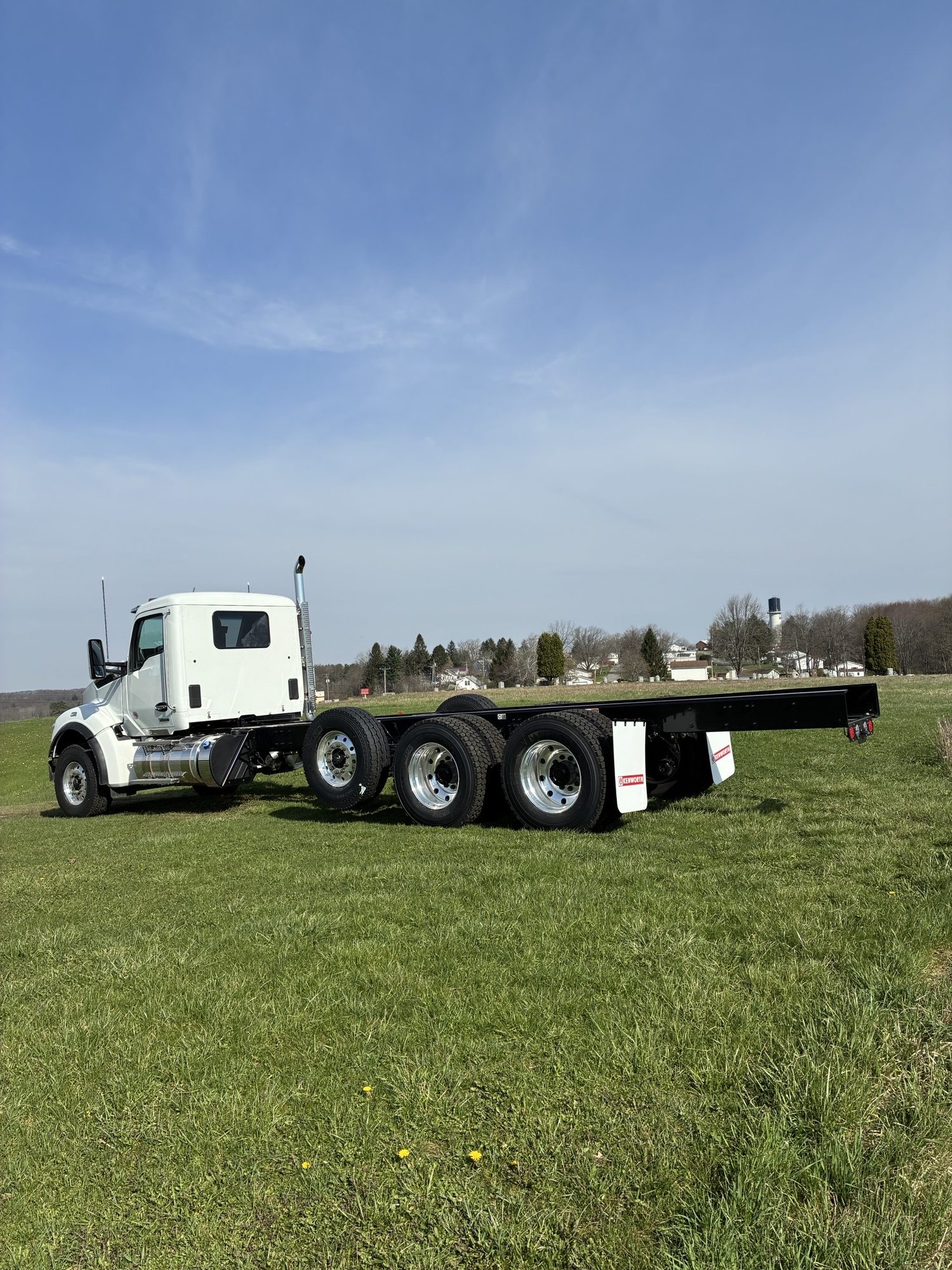 2027 KENWORTH T880 - image 3 of 6
