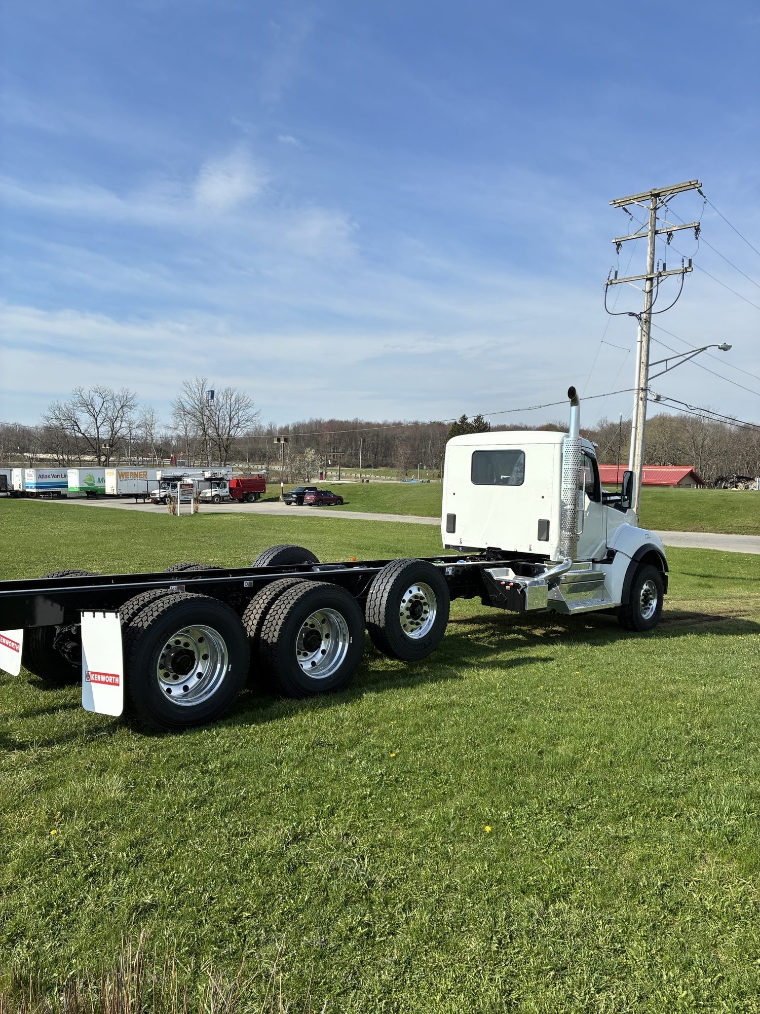 2027 KENWORTH T880 - image 4 of 6