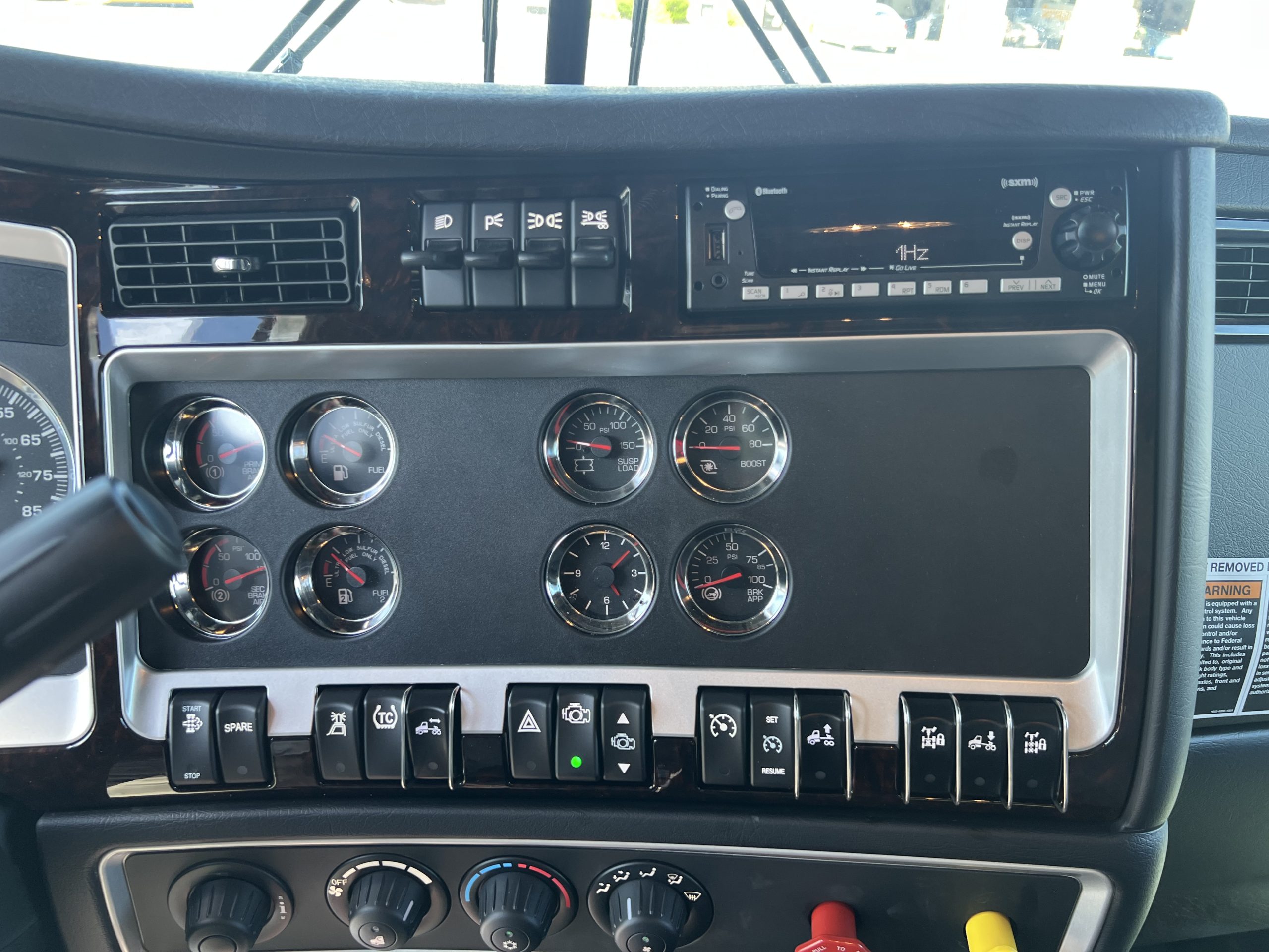 2026 KENWORTH W900L KD218572-12 2026 KENWORTH W900L KD218572-12