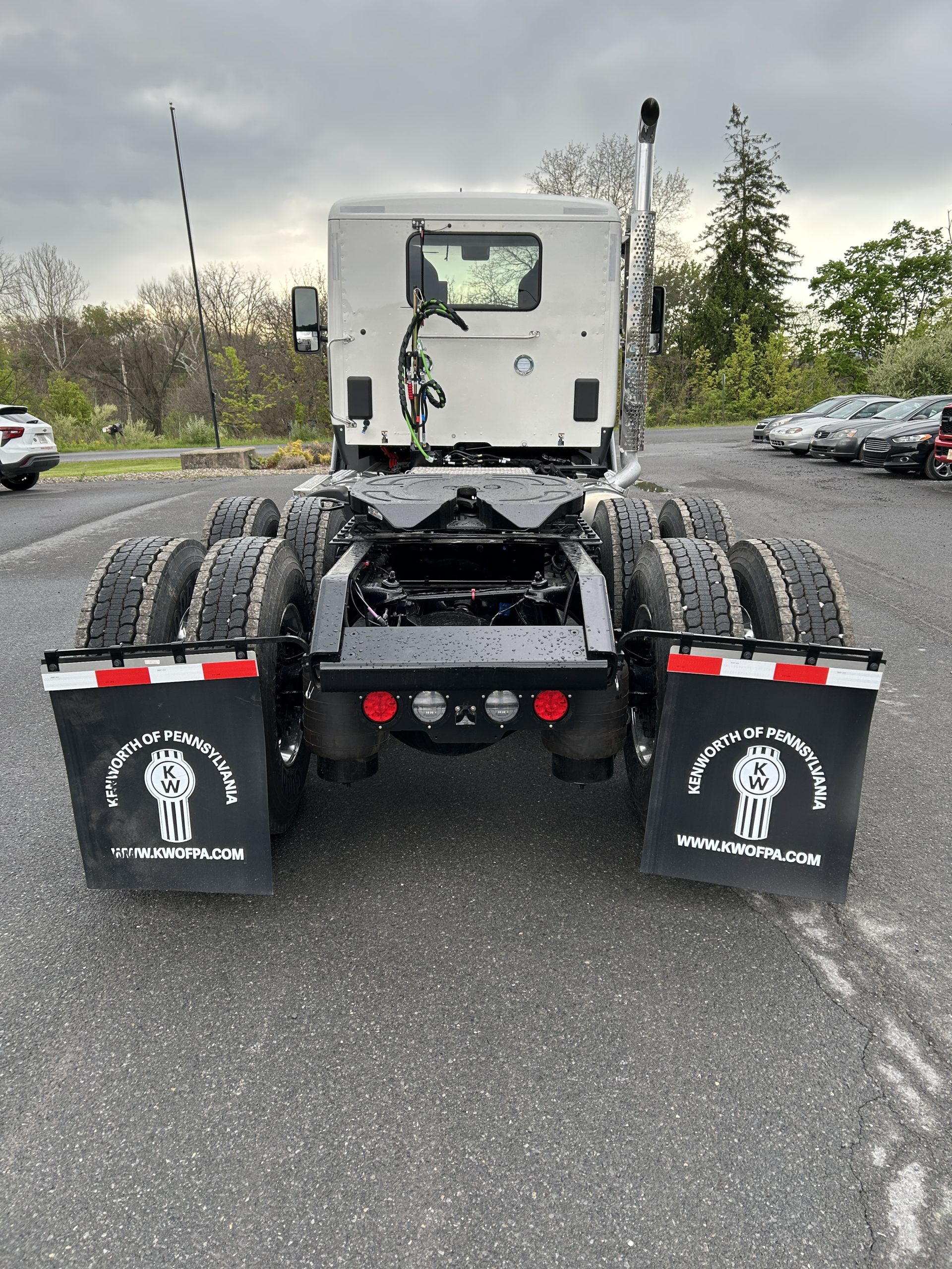 2027 KENWORTH T680 - image 5 of 6