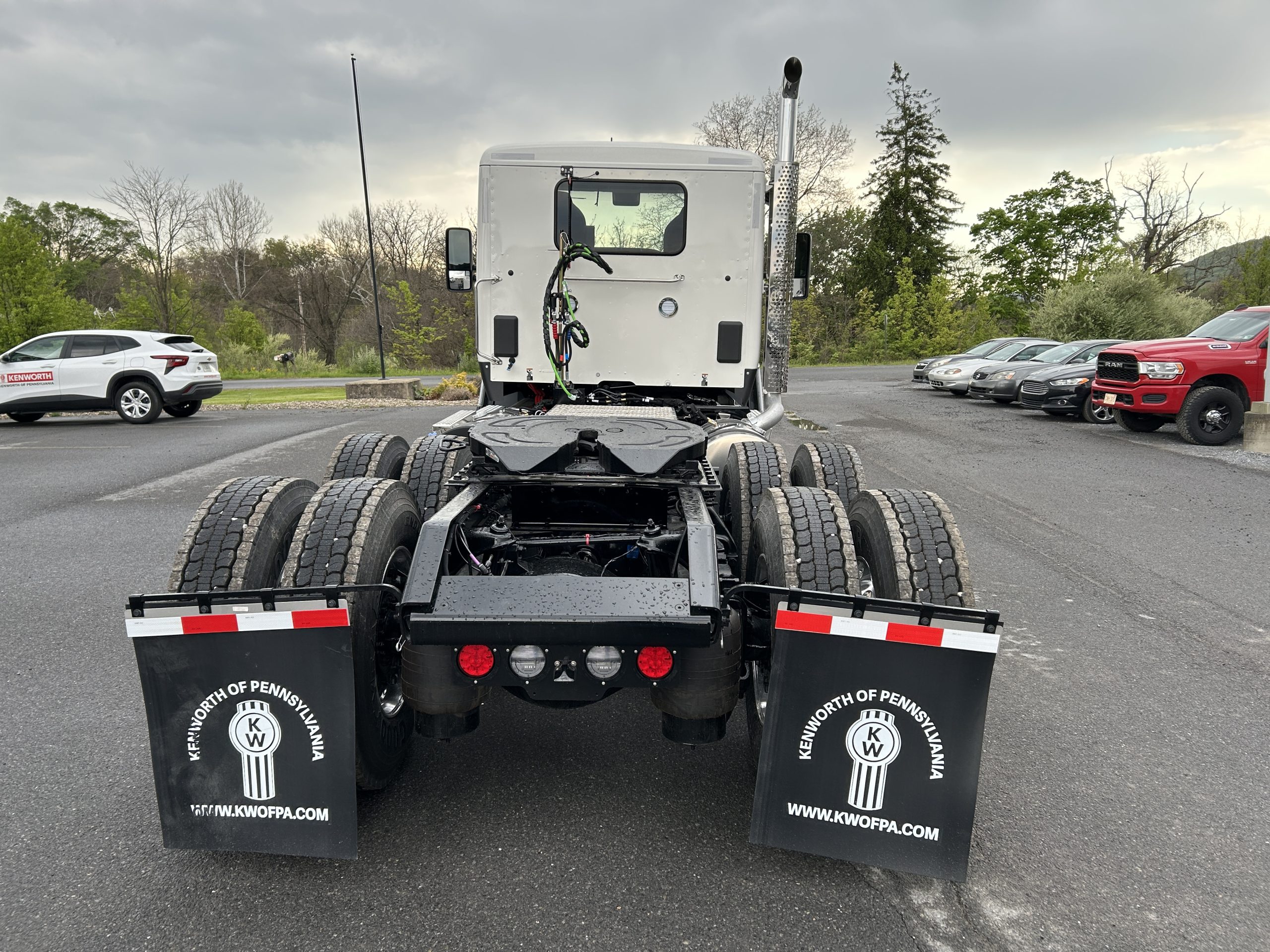 2027 KENWORTH T680 - image 6 of 6
