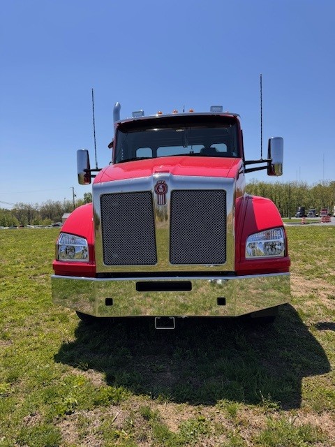 2027 KENWORTH T880 - image 3 of 6