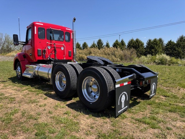 2027 KENWORTH T880 - image 6 of 6