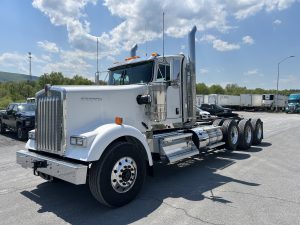 2027 KENWORTH W900 KV246333-01