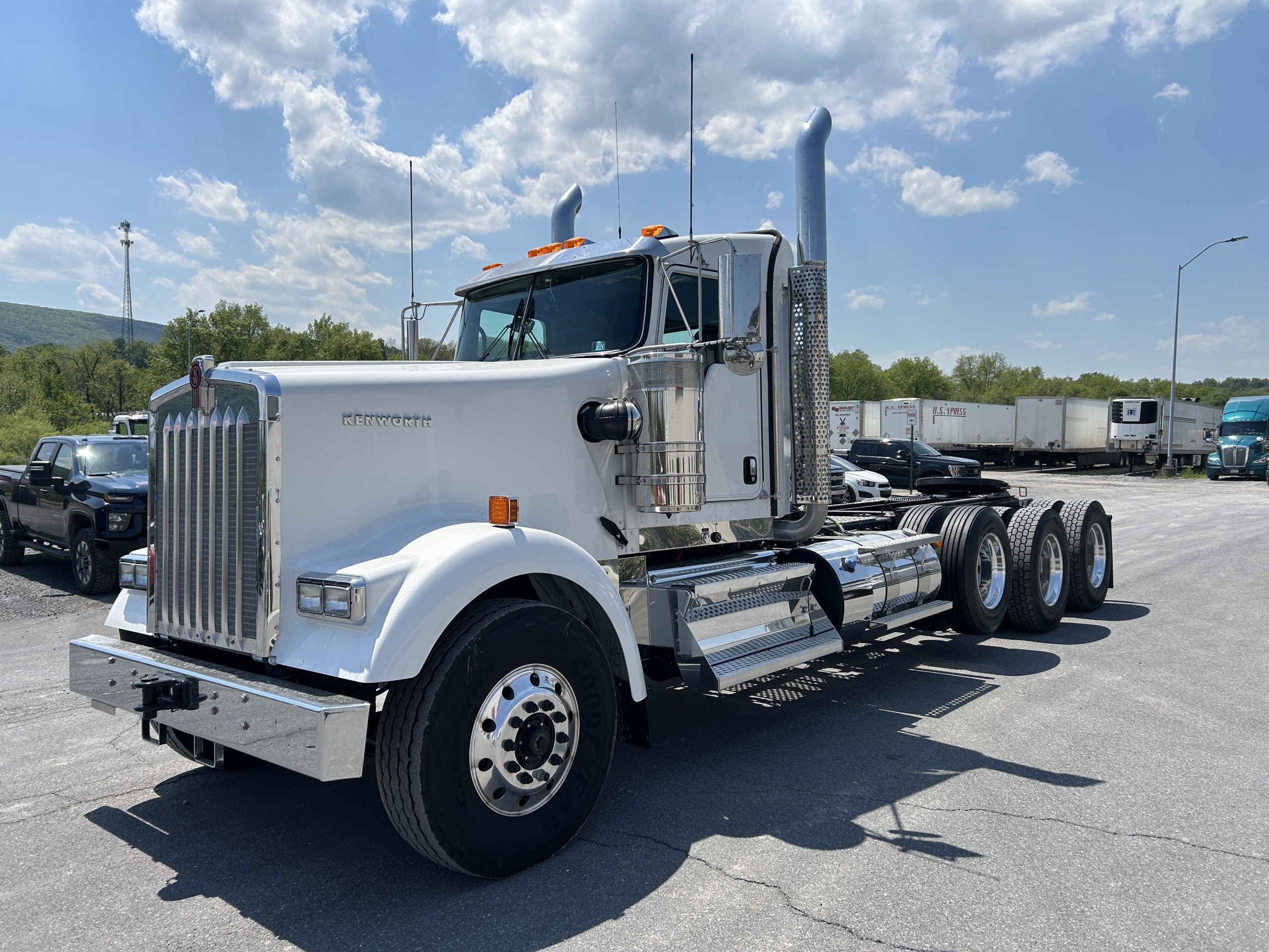 2027 KENWORTH W900 KV246333-01 2027 KENWORTH W900 KV246333-01