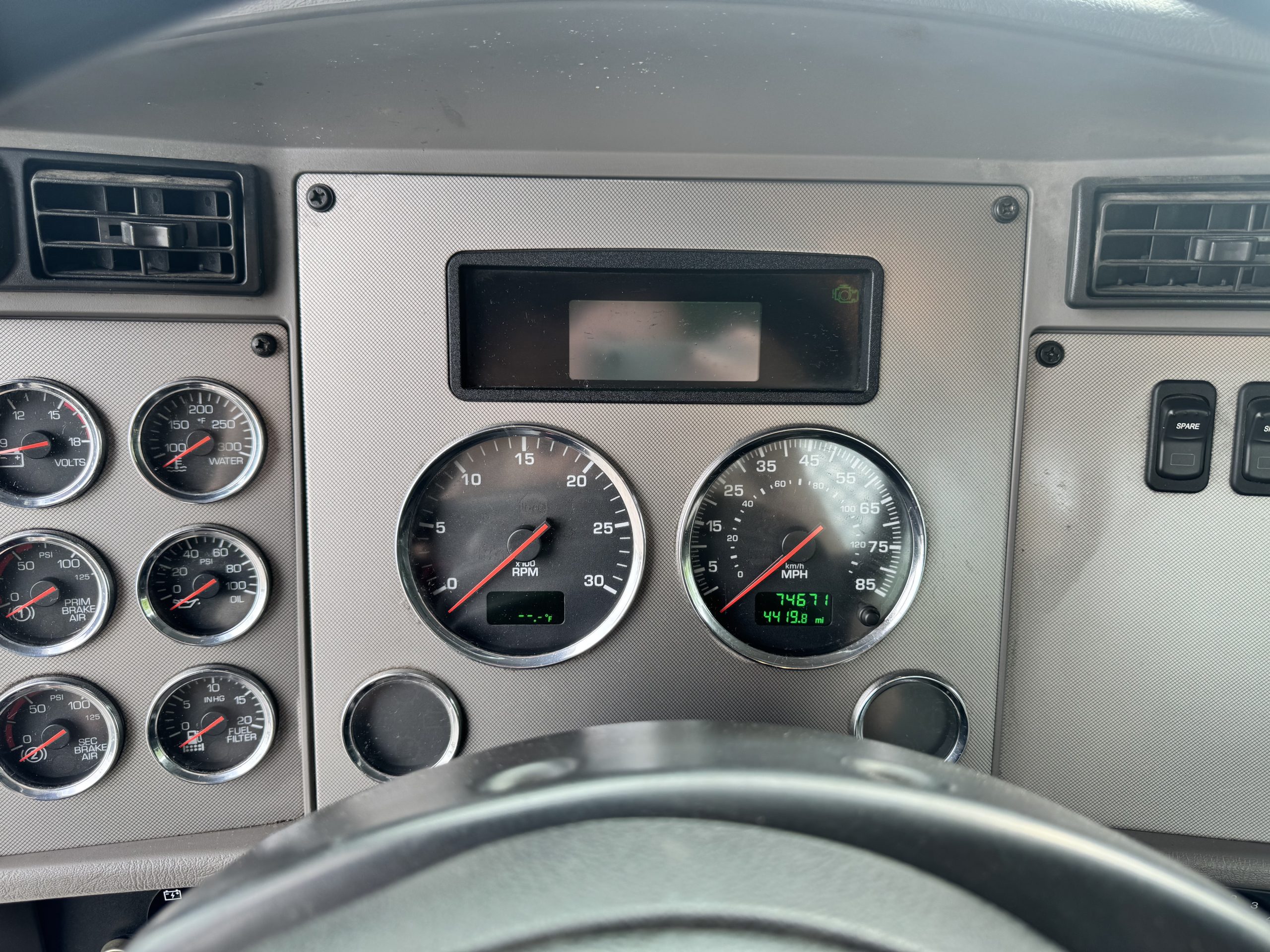2019 KENWORTH T270 PV349829-13 2019 KENWORTH T270 PV349829-13