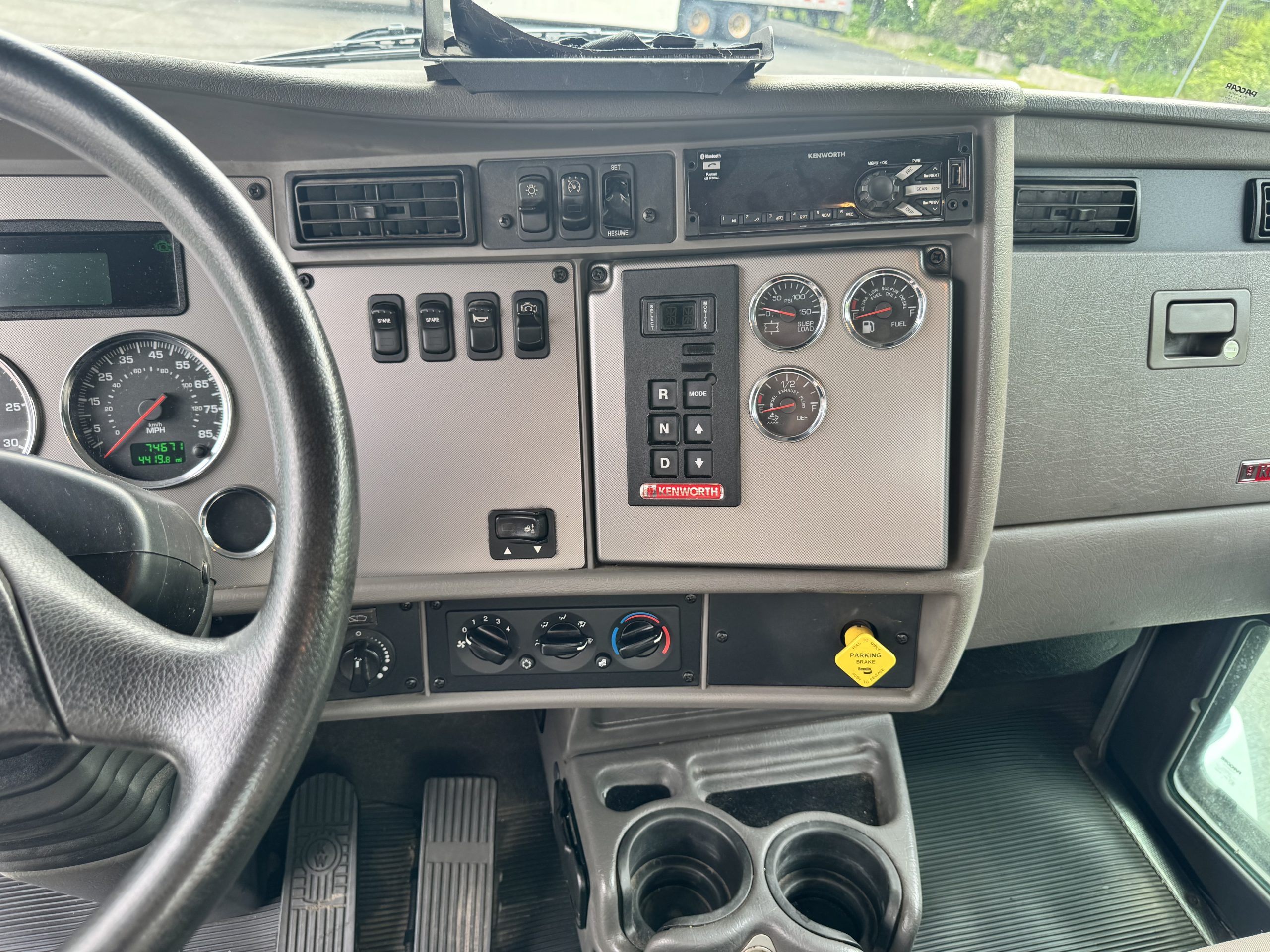 2019 KENWORTH T270 PV349829-15 2019 KENWORTH T270 PV349829-15