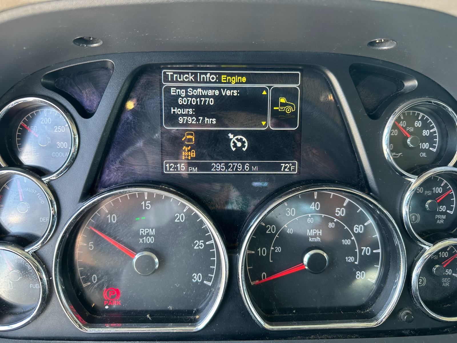 2020 PETERBILT 567 PV669924-10 2020 PETERBILT 567 PV669924-10