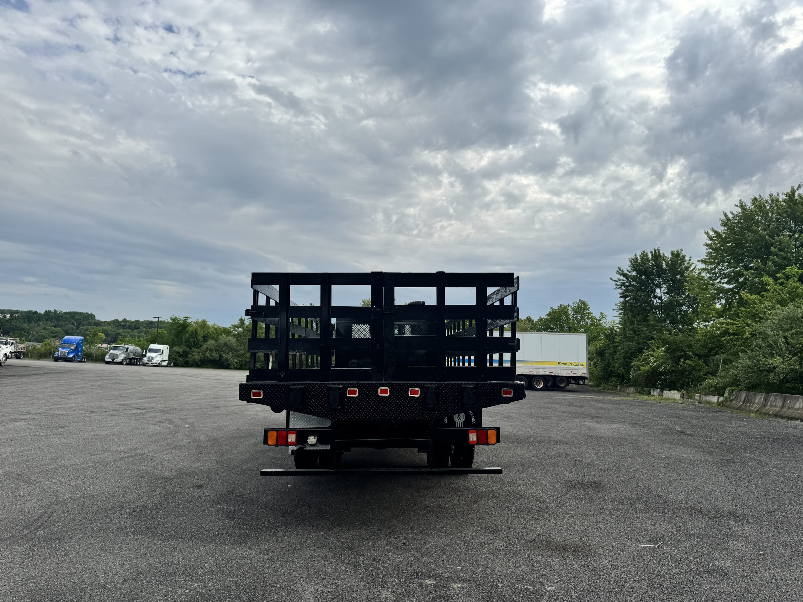 2017 KENWORTH K270 - image 6 of 6