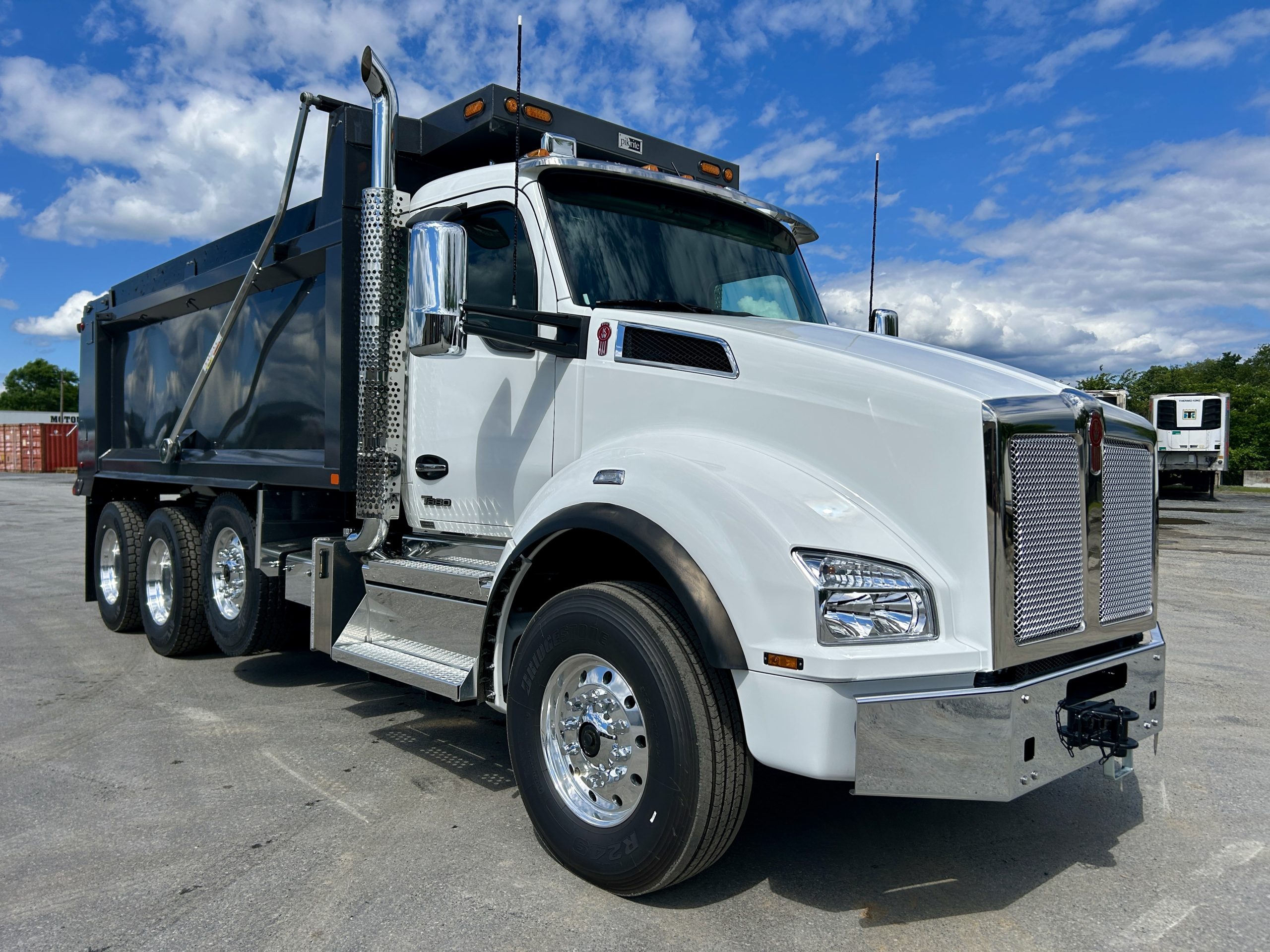 2027 KENWORTH T880 2027 KENWORTH T880 - image 4 of 6