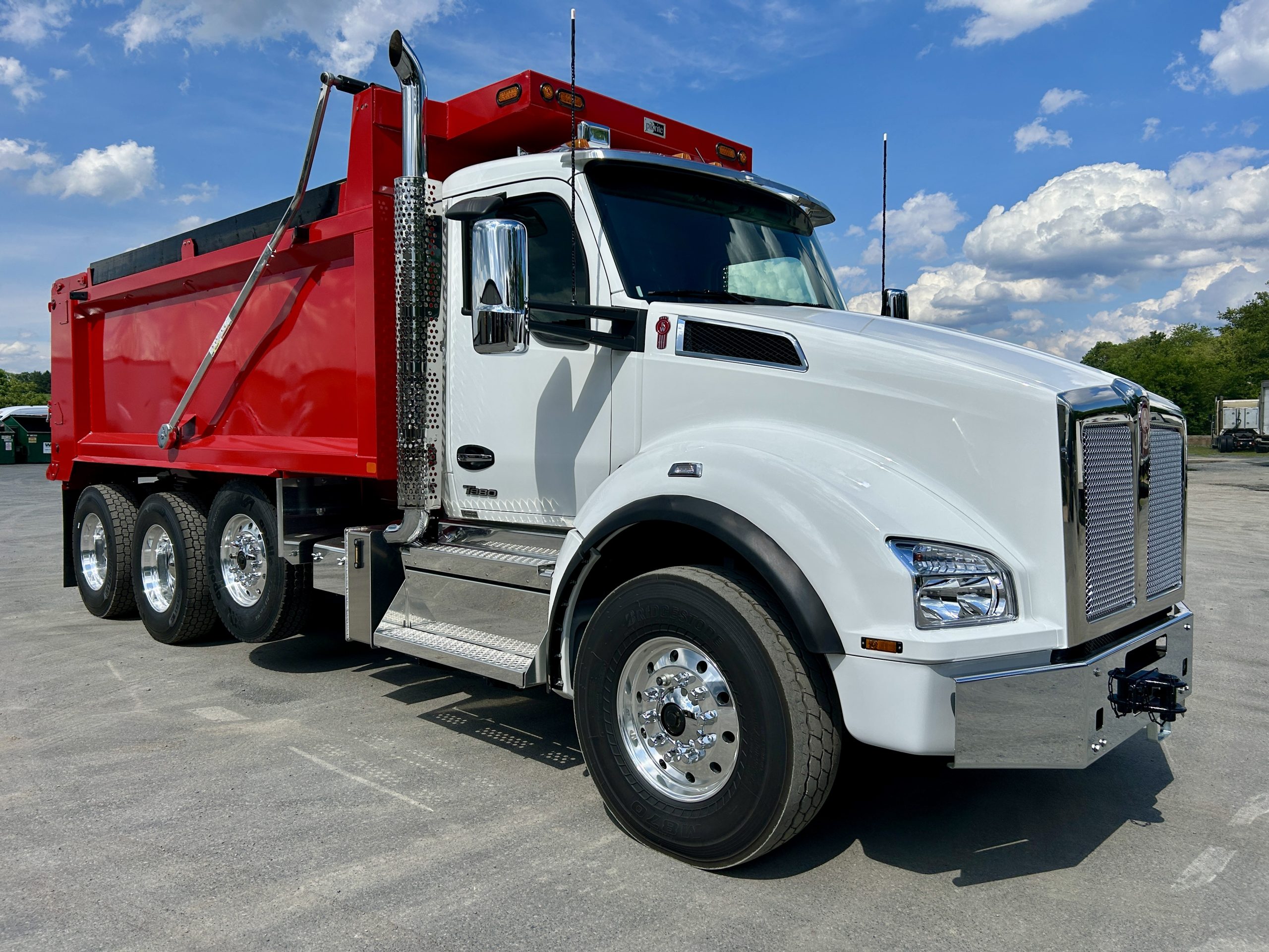 2027 KENWORTH T880 2027 KENWORTH T880 - image 4 of 6