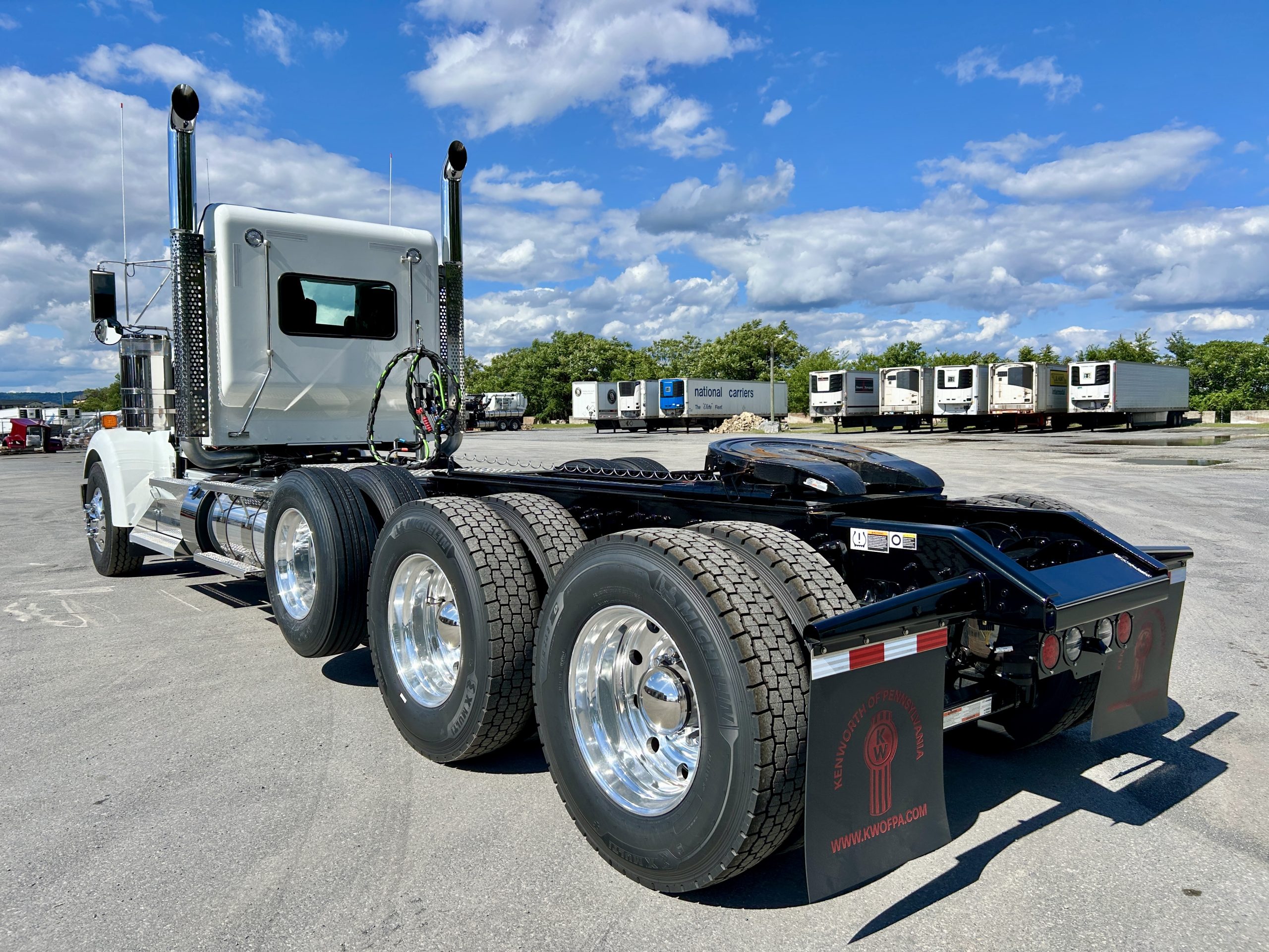 2027 KENWORTH W900L KC246332-07 2027 KENWORTH W900L KC246332-07