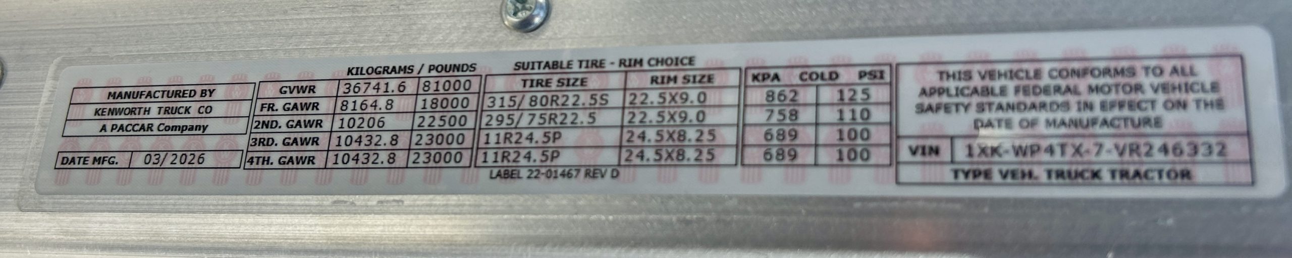 2027 KENWORTH W900L KC246332-11 2027 KENWORTH W900L KC246332-11
