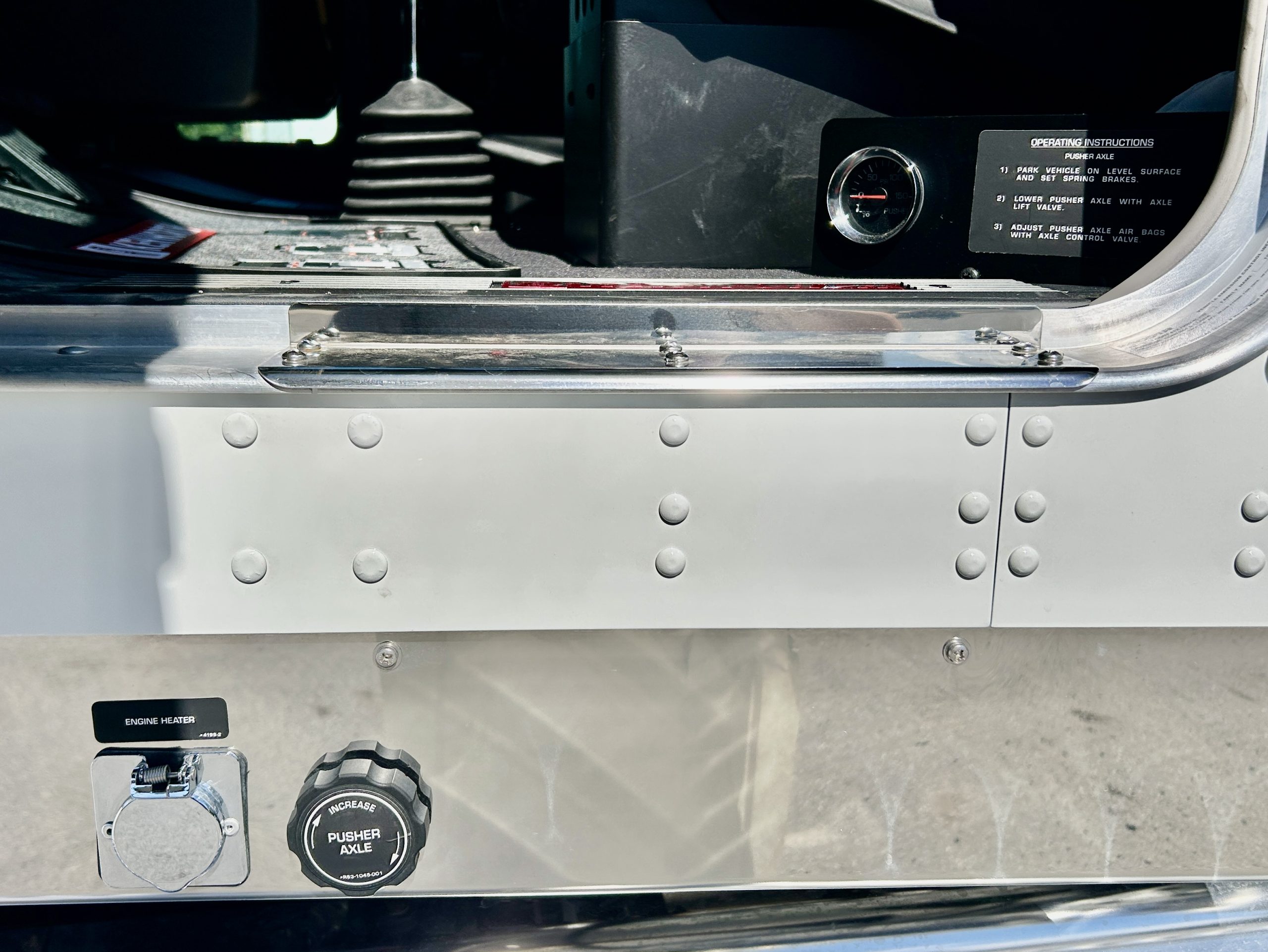2027 KENWORTH W900L KC246332-15 2027 KENWORTH W900L KC246332-15