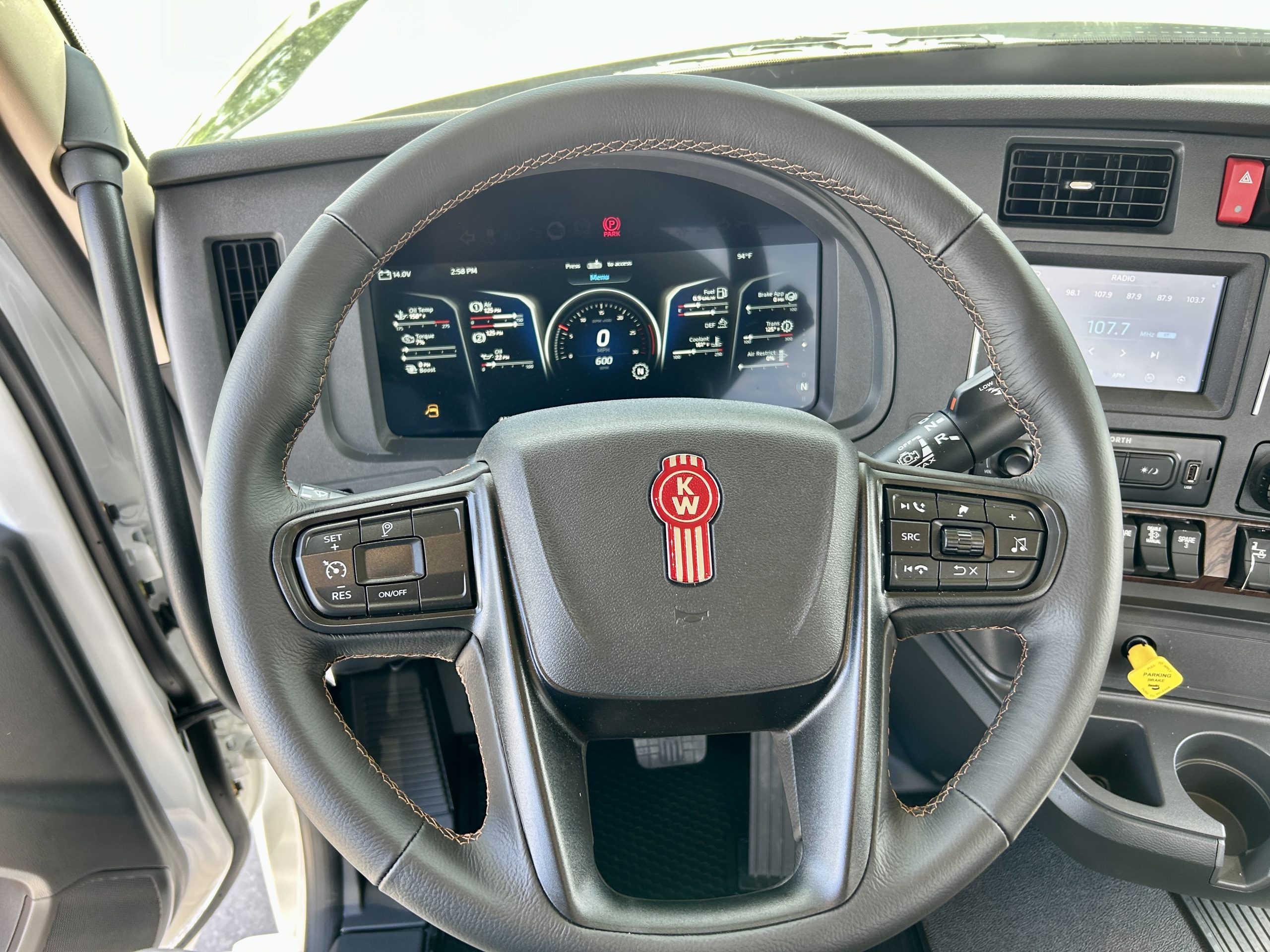 2027 KENWORTH W990 KC253574-17 2027 KENWORTH W990 KC253574-17
