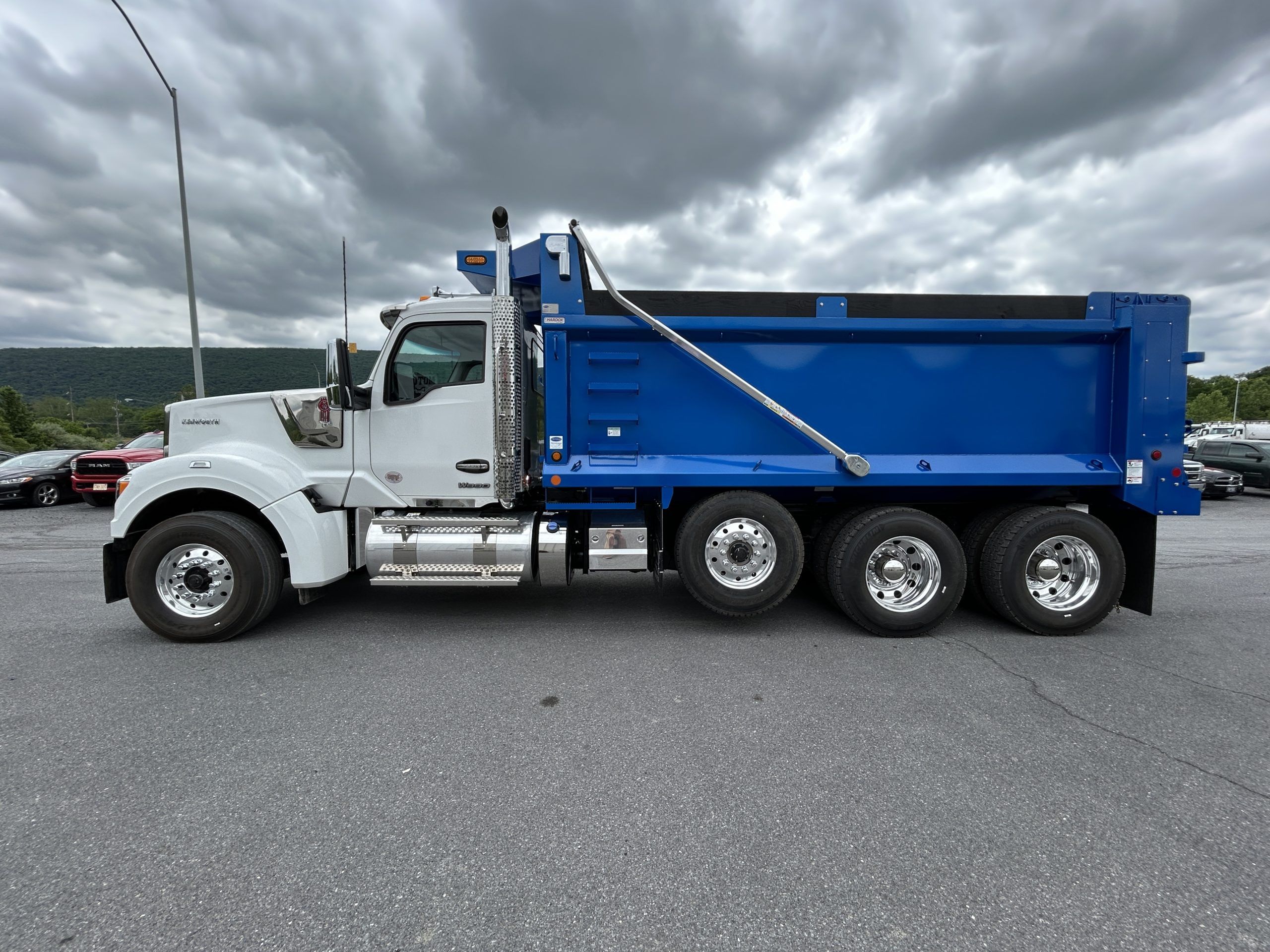 2027 KENWORTH W990 KD236498-02 2027 KENWORTH W990 KD236498-02