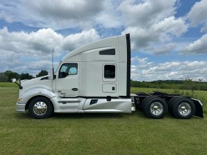 2021 KENWORTH T680 PV422807-01