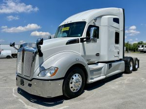 2021 KENWORTH T680 PV460878-01