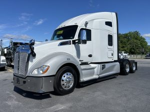 2021 KENWORTH T680 PV460878-01