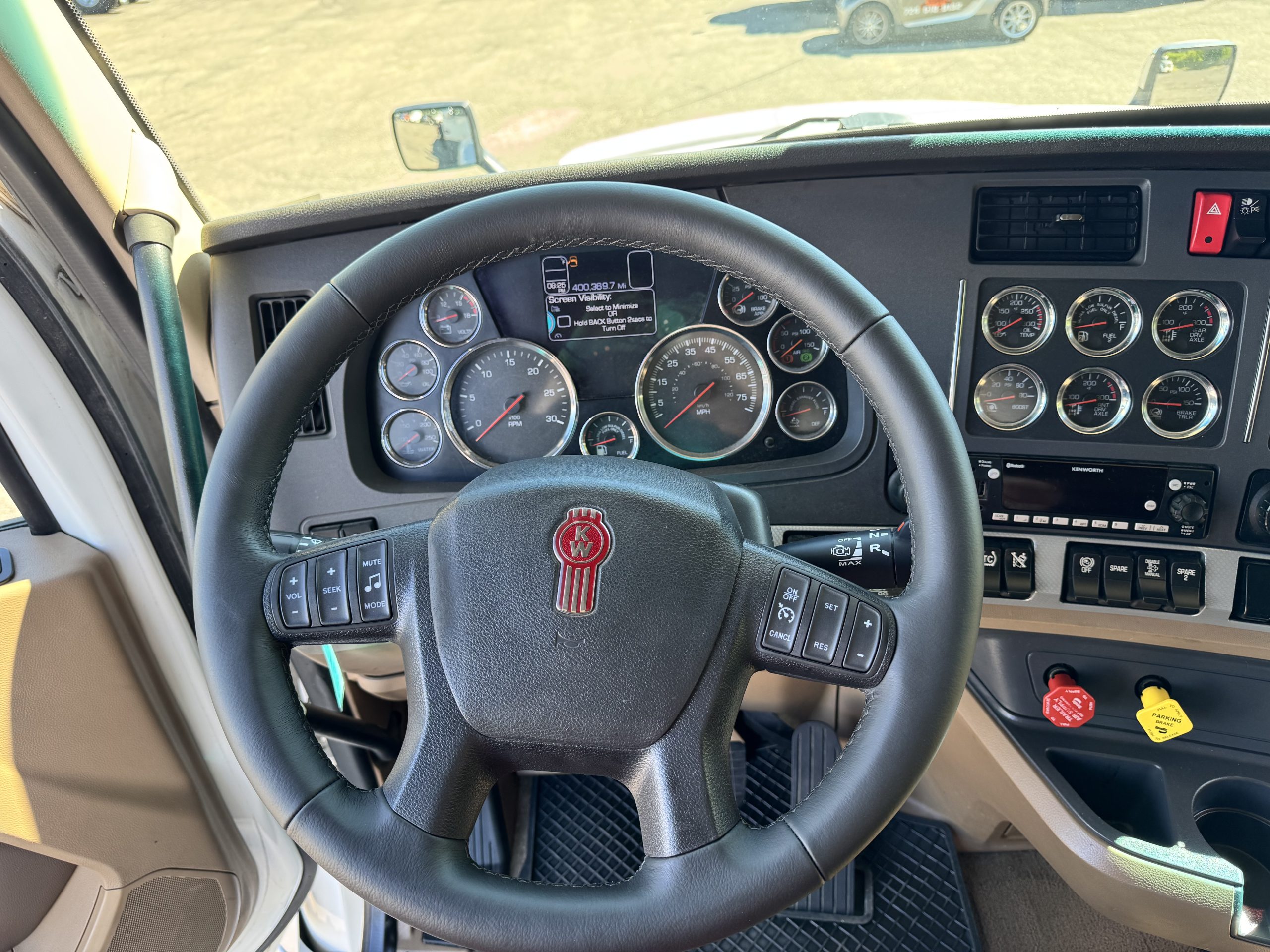 2022 KENWORTH T680 PV495818-11 2022 KENWORTH T680 PV495818-11