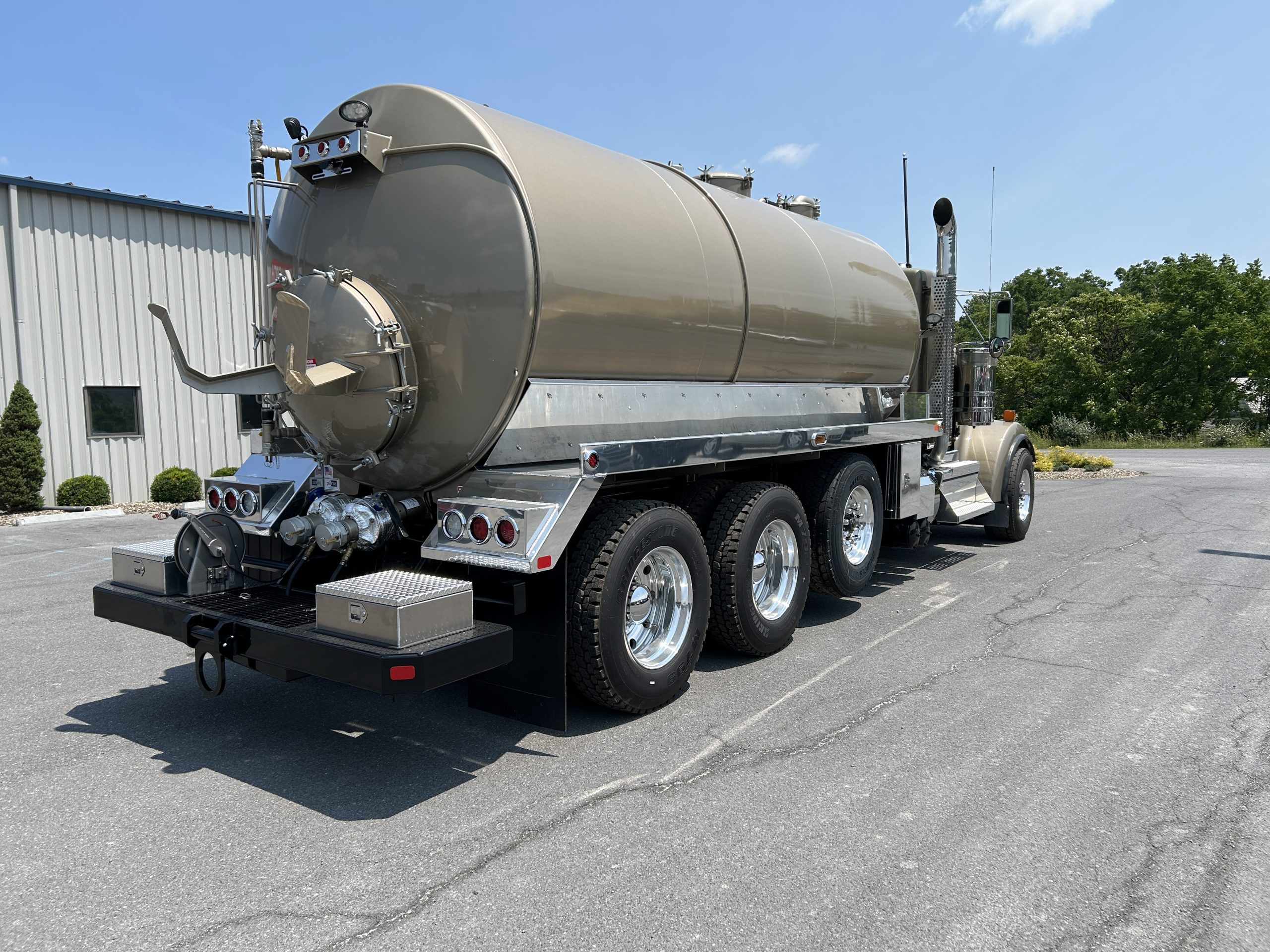2027 KENWORTH W900 - image 5 of 6