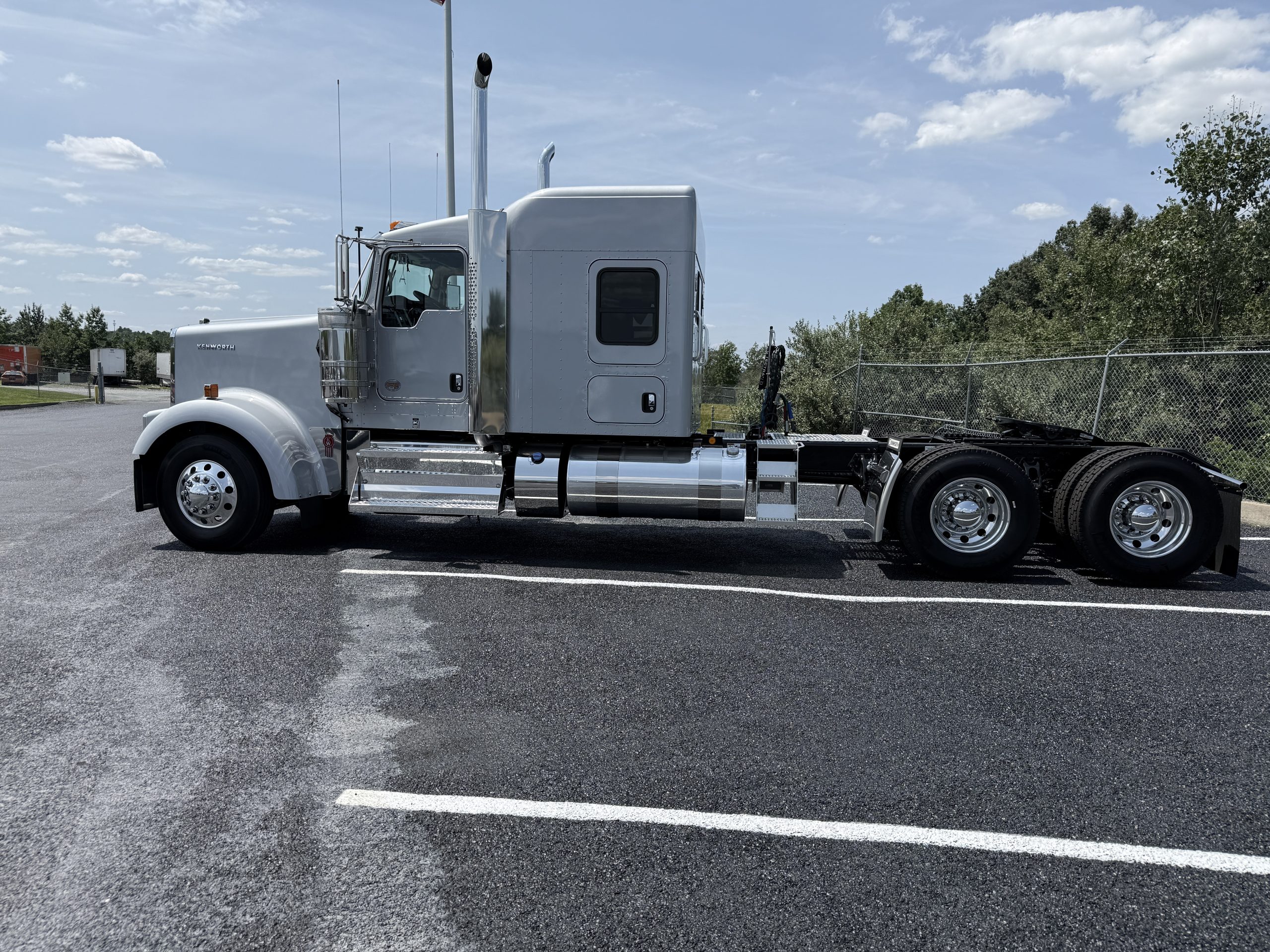 2027 KENWORTH W900 KD255902-09 2027 KENWORTH W900 KD255902-09