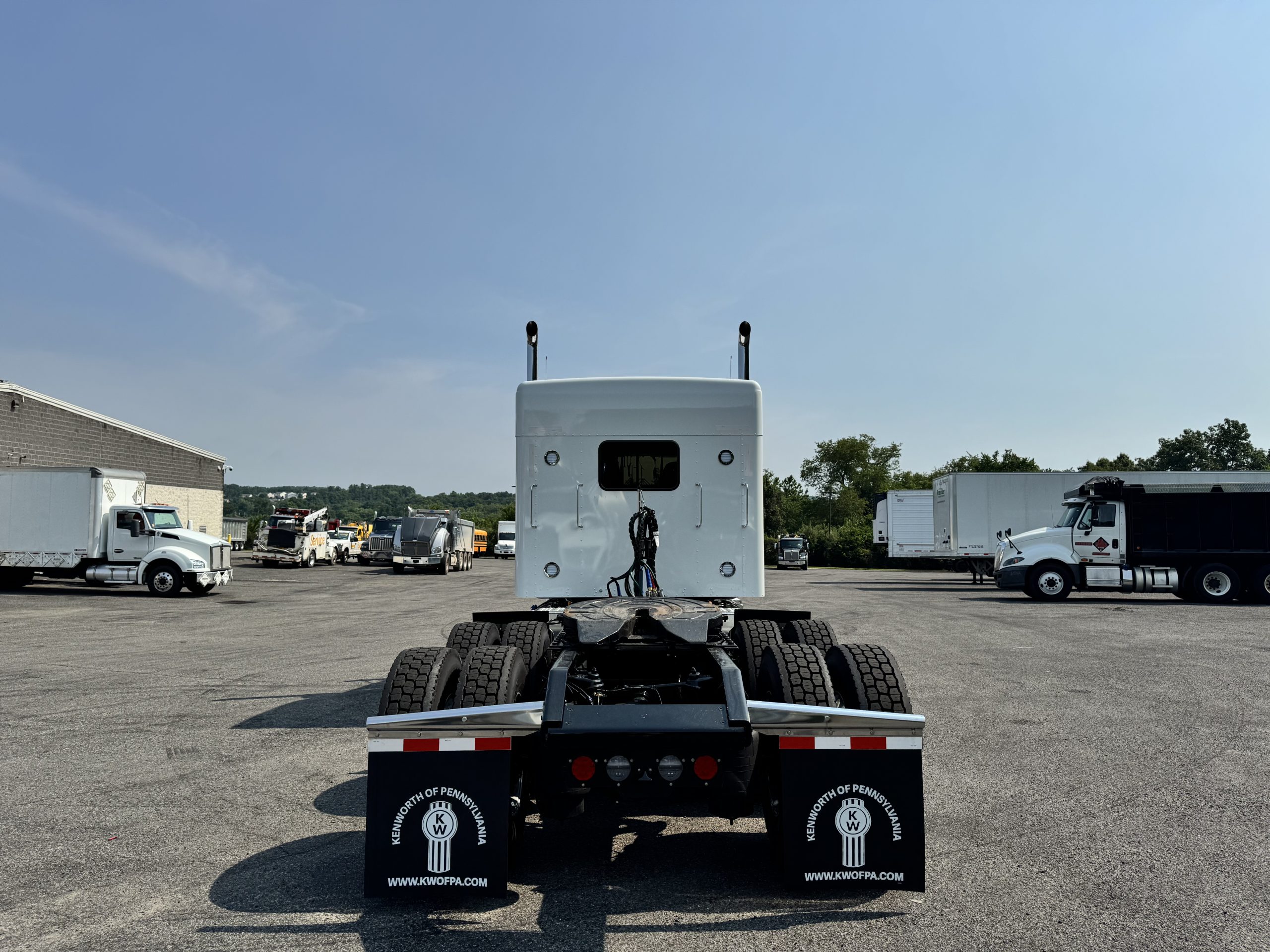 2027 KENWORTH W900 - image 6 of 6