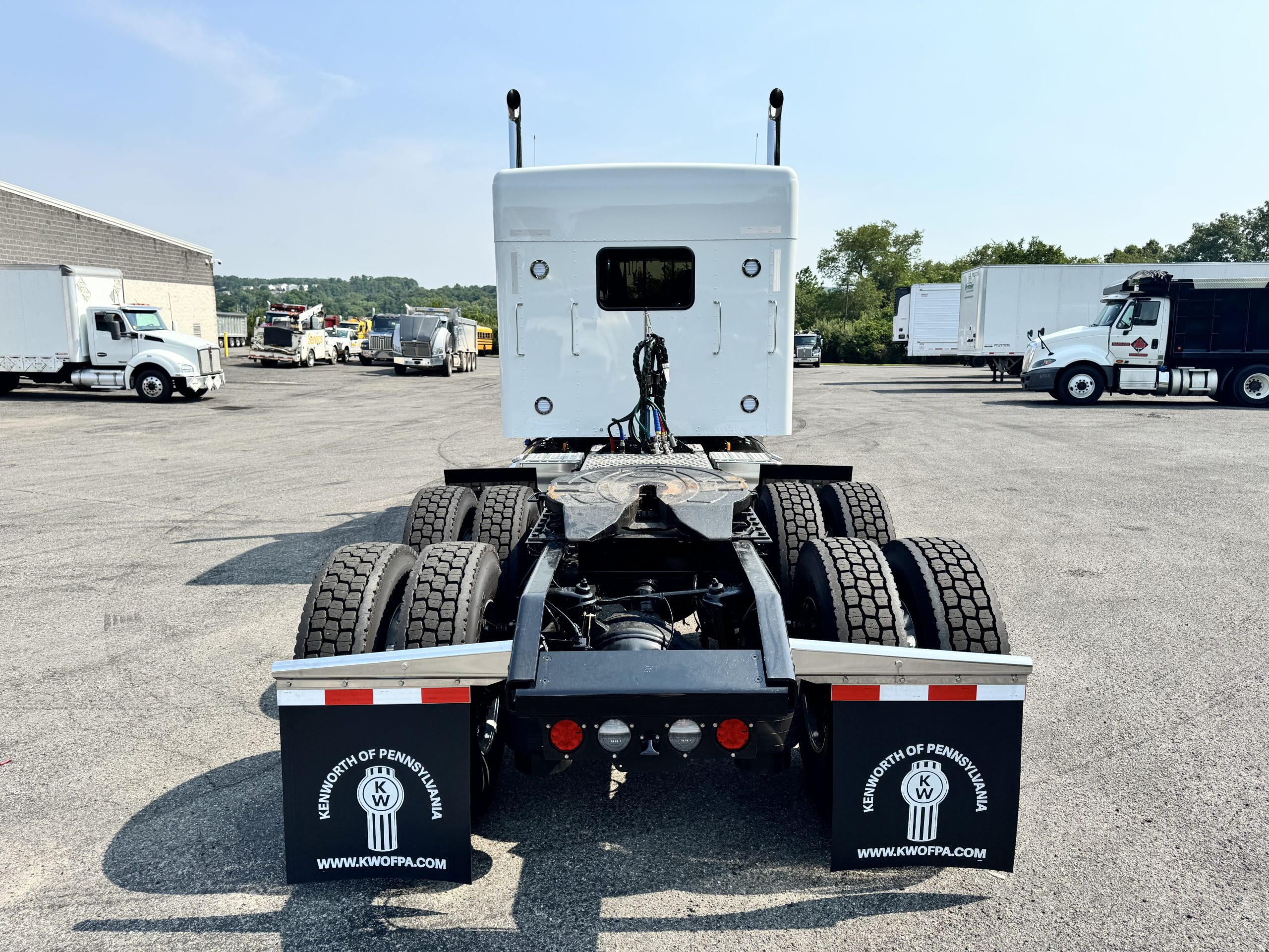 2027 KENWORTH W900 KN255905-07 2027 KENWORTH W900 KN255905-07