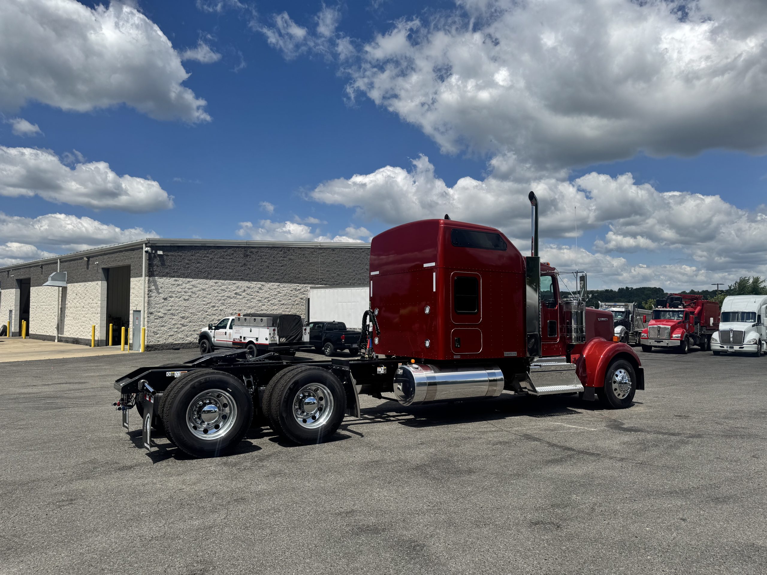 2027 KENWORTH W900 2027 KENWORTH W900 - image 5 of 6