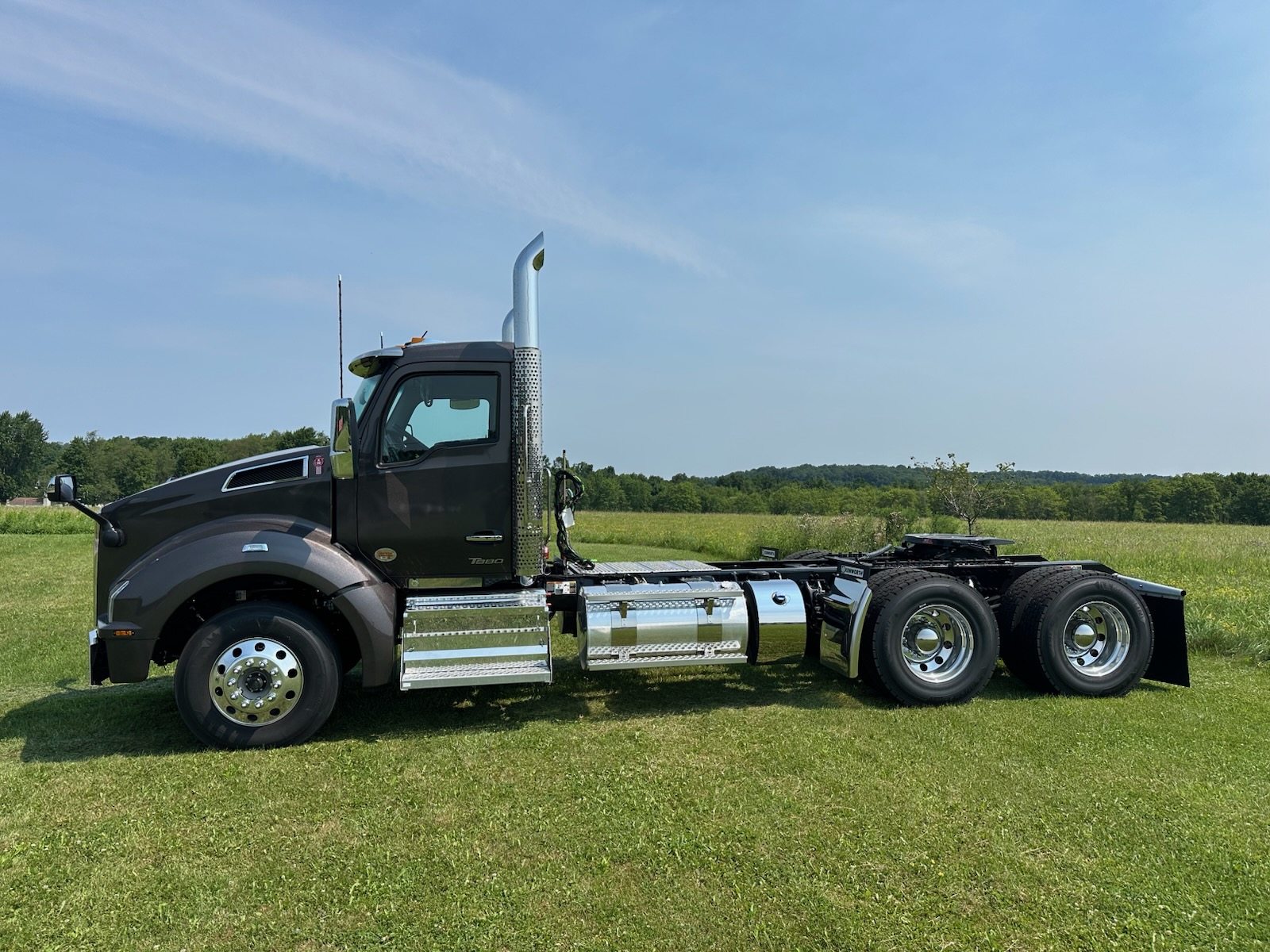 2027 KENWORTH T880 KS253594-02 2027 KENWORTH T880 KS253594-02