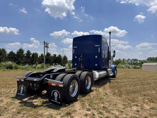 2027 KENWORTH W900 KS255928-15 2027 KENWORTH W900 KS255928-15