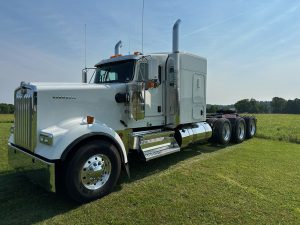 2027 KENWORTH W900 KV255933-01