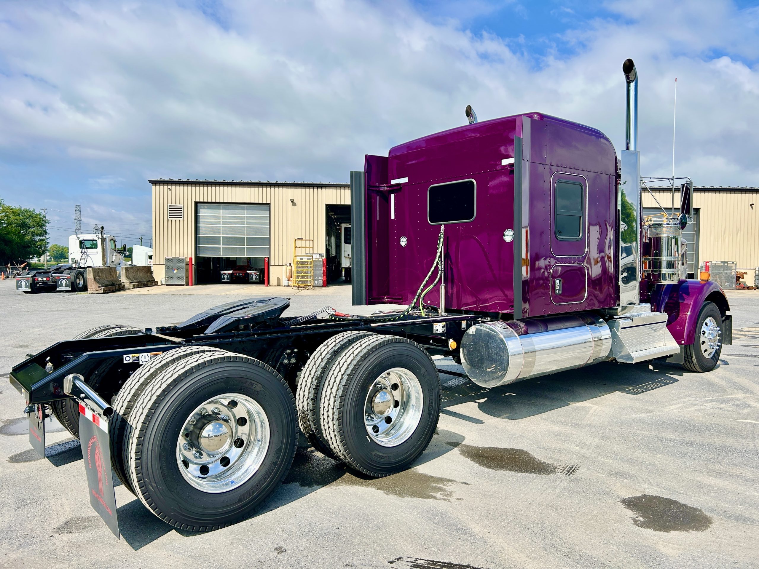 2026 KENWORTH W900L 2026 KENWORTH W900L - image 5 of 6