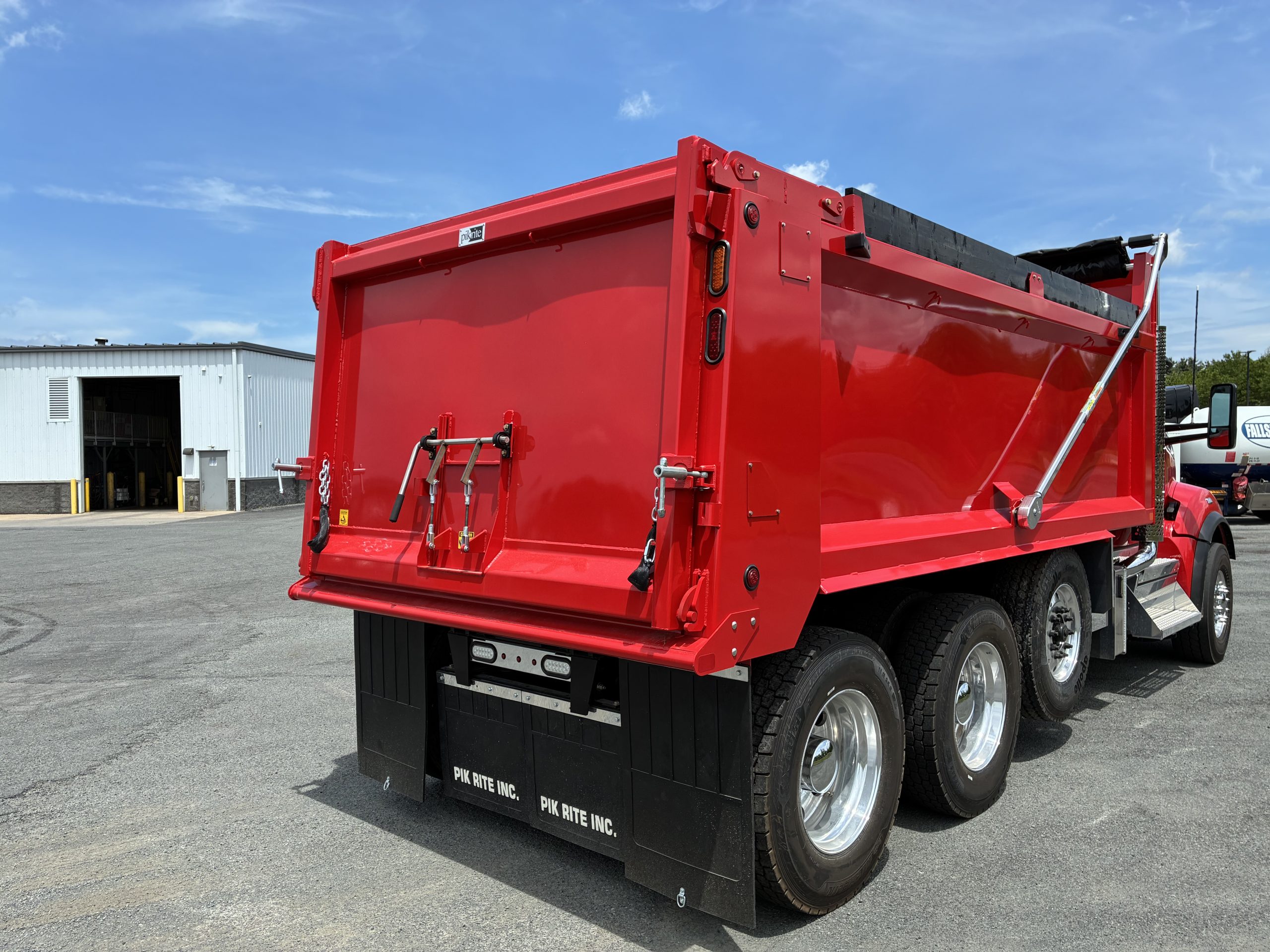 2027 KENWORTH T880 - image 4 of 6