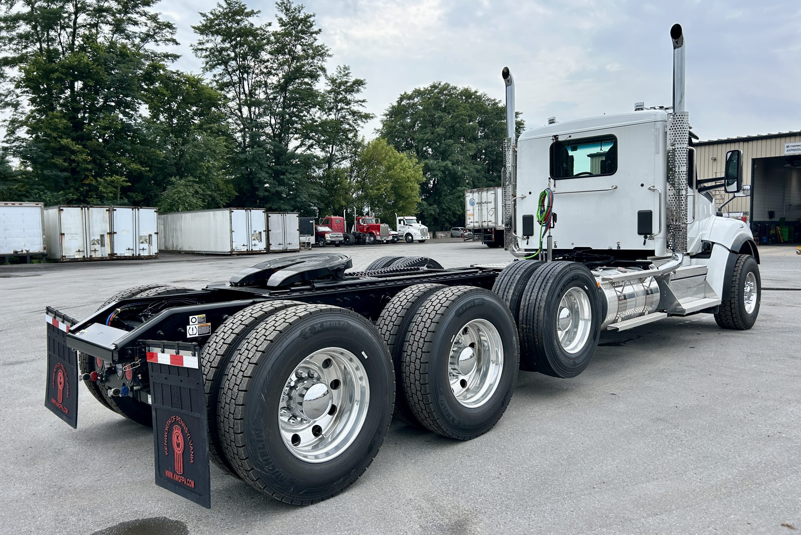 2027 KENWORTH T880 2027 KENWORTH T880 - image 5 of 6