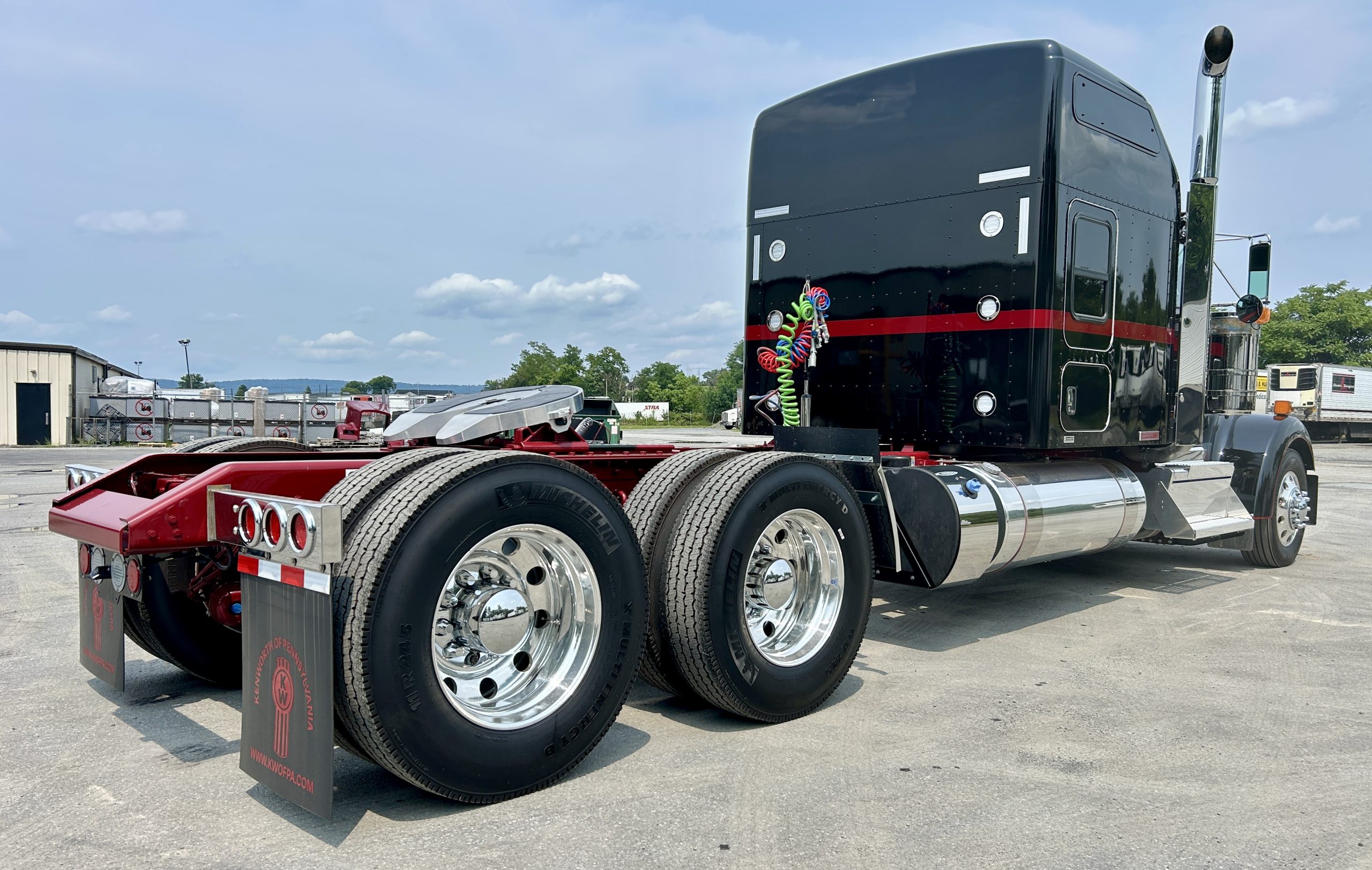 2026 KENWORTH W900L KN230725-07 2026 KENWORTH W900L KN230725-07