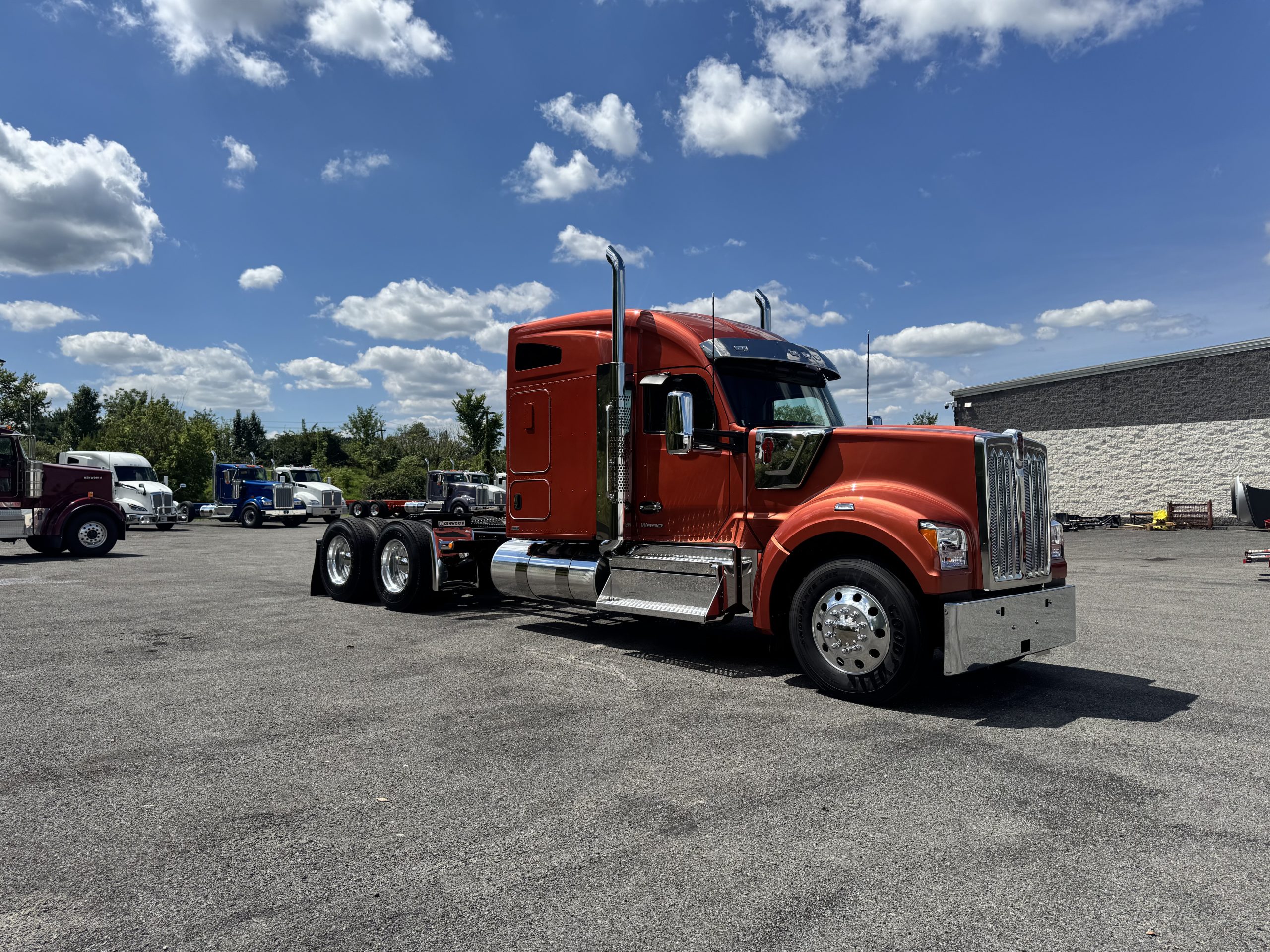 2027 KENWORTH W990 2027 KENWORTH W990 - image 3 of 6