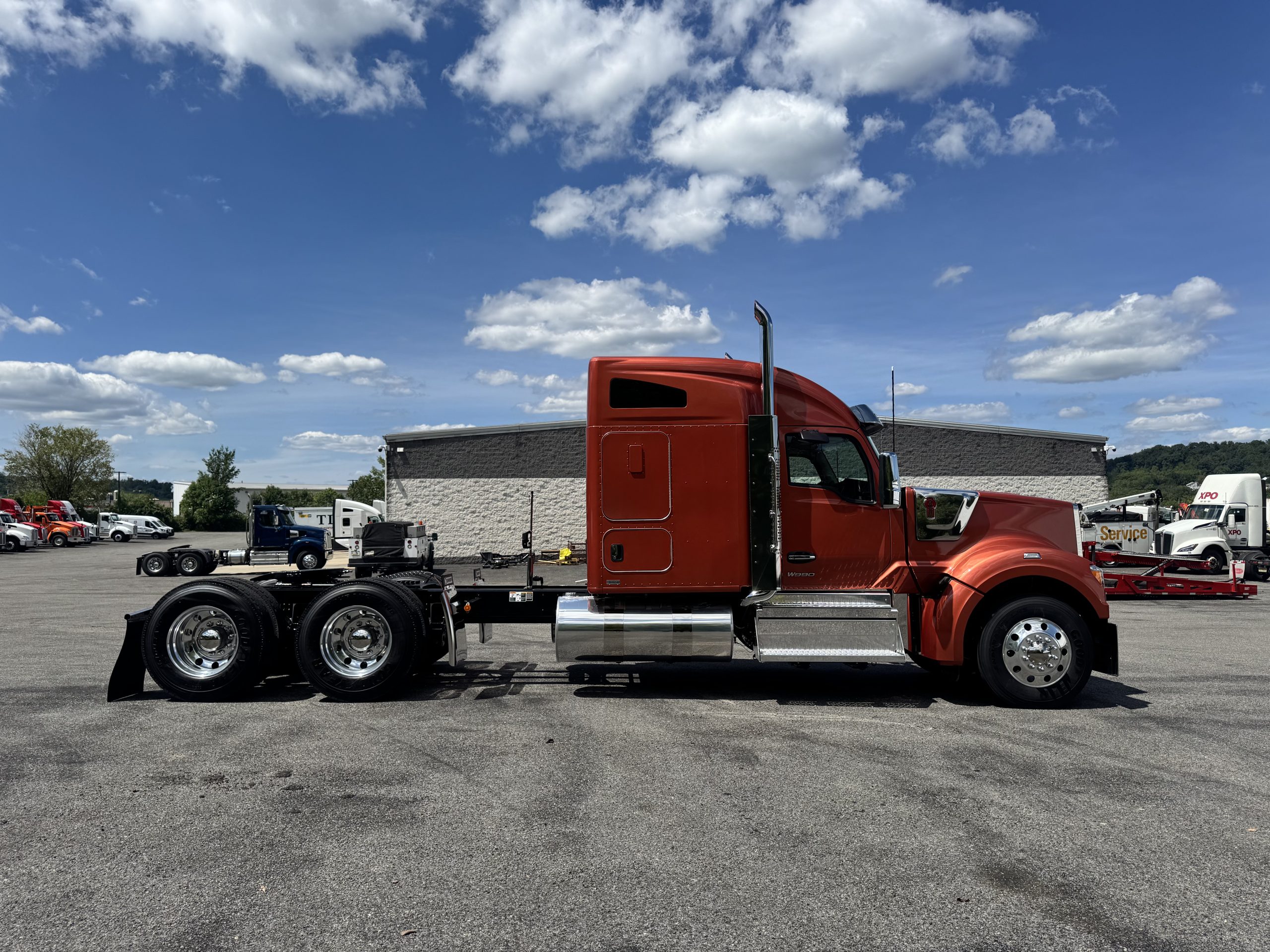 2027 KENWORTH W990 2027 KENWORTH W990 - image 4 of 6