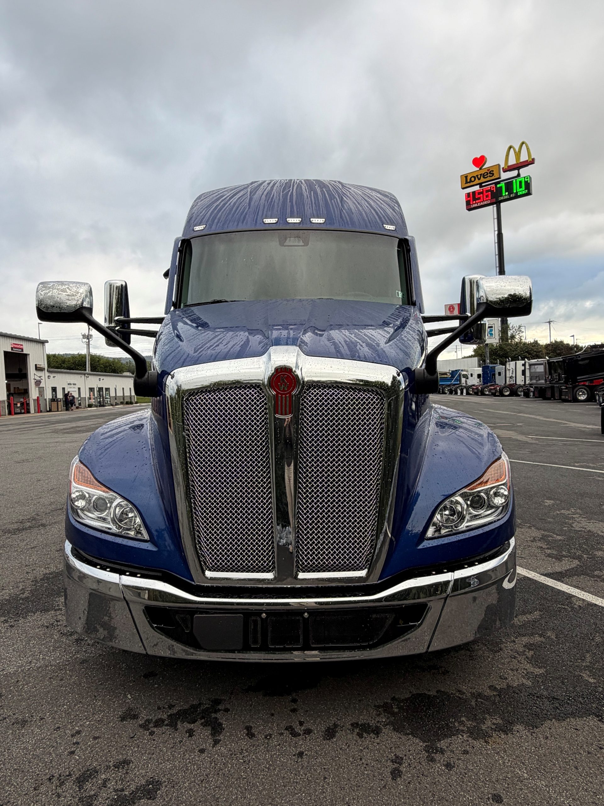 2027 KENWORTH T680 2027 KENWORTH T680 - image 3 of 6