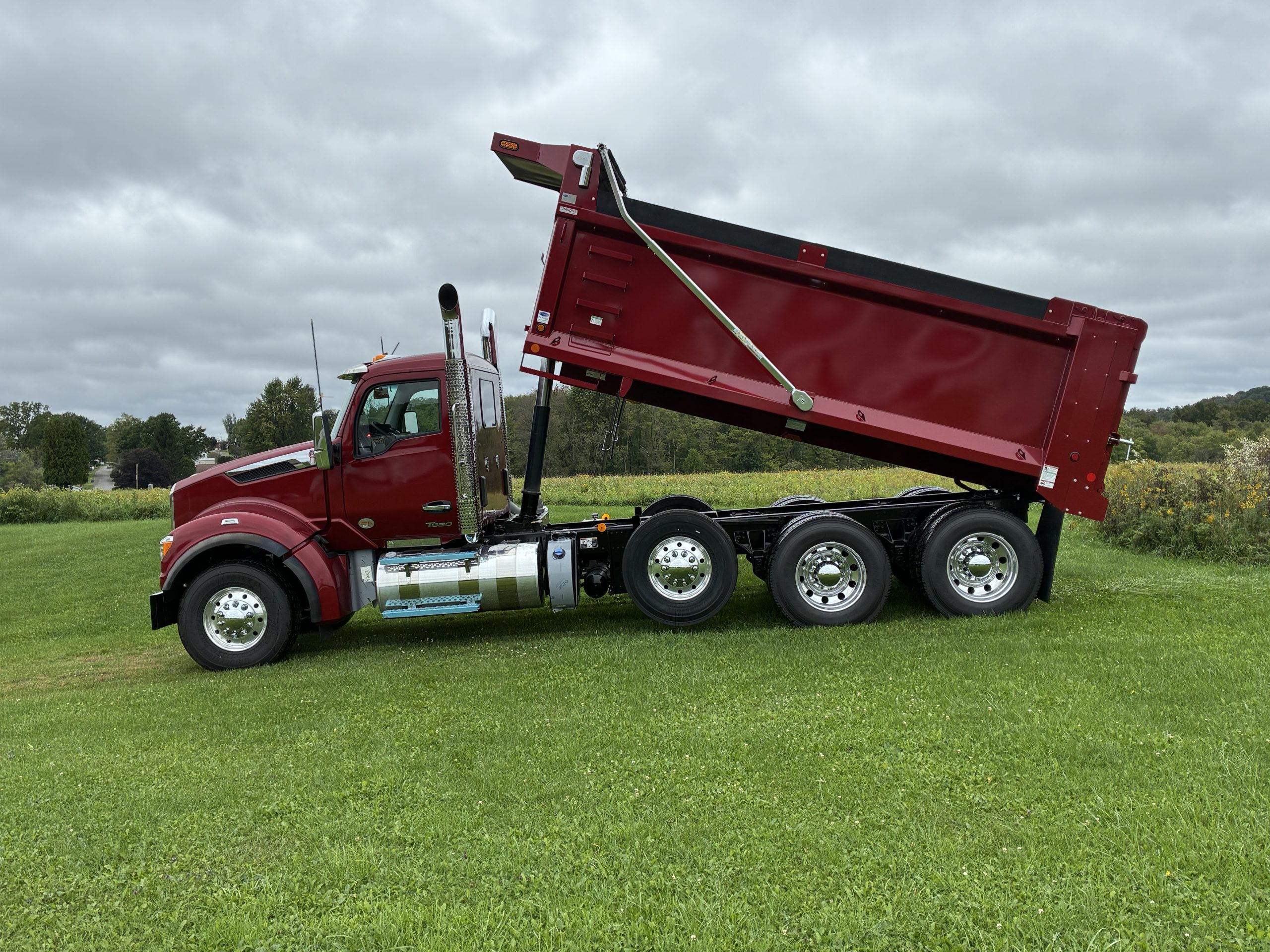 2027 KENWORTH T880 - image 4 of 6