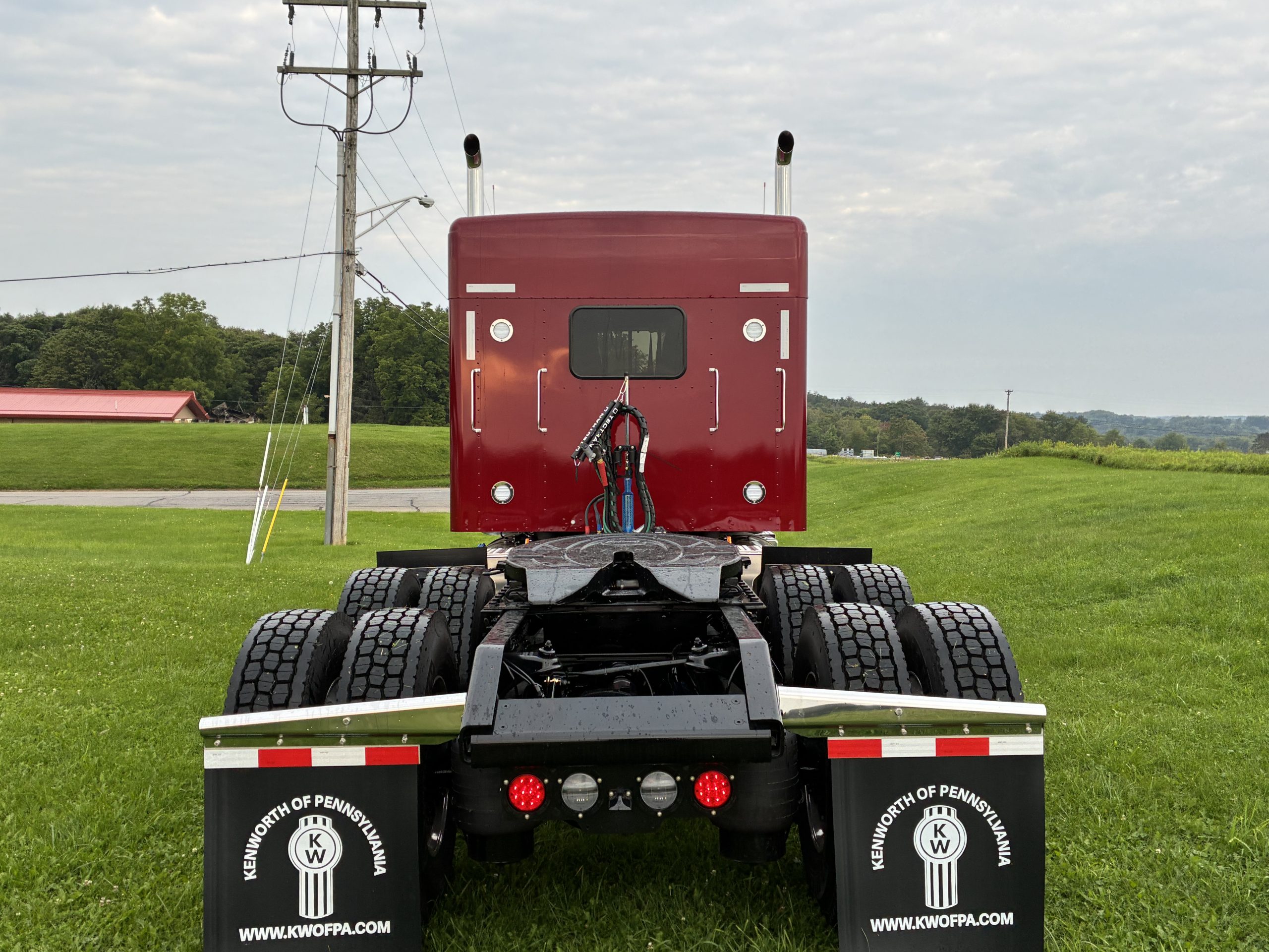 2027 KENWORTH W900 - image 4 of 6
