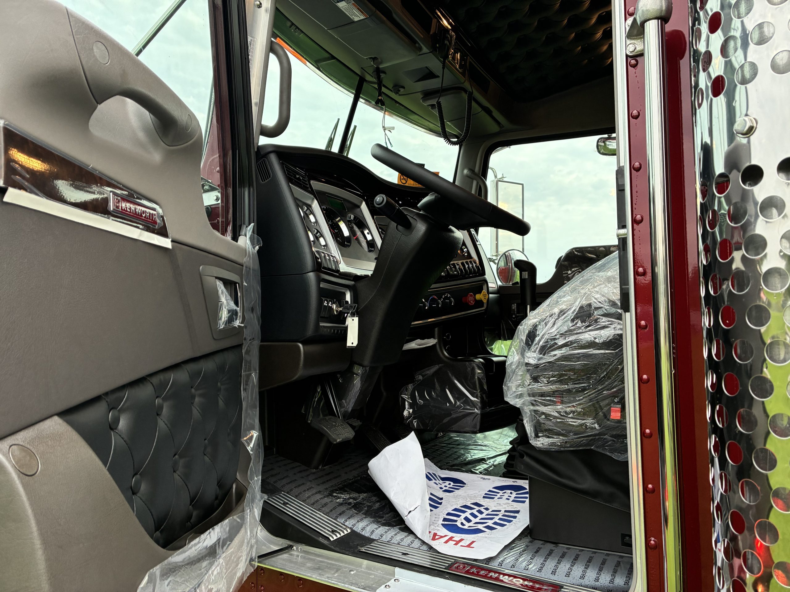 2027 KENWORTH W900 KV255899-12 2027 KENWORTH W900 KV255899-12